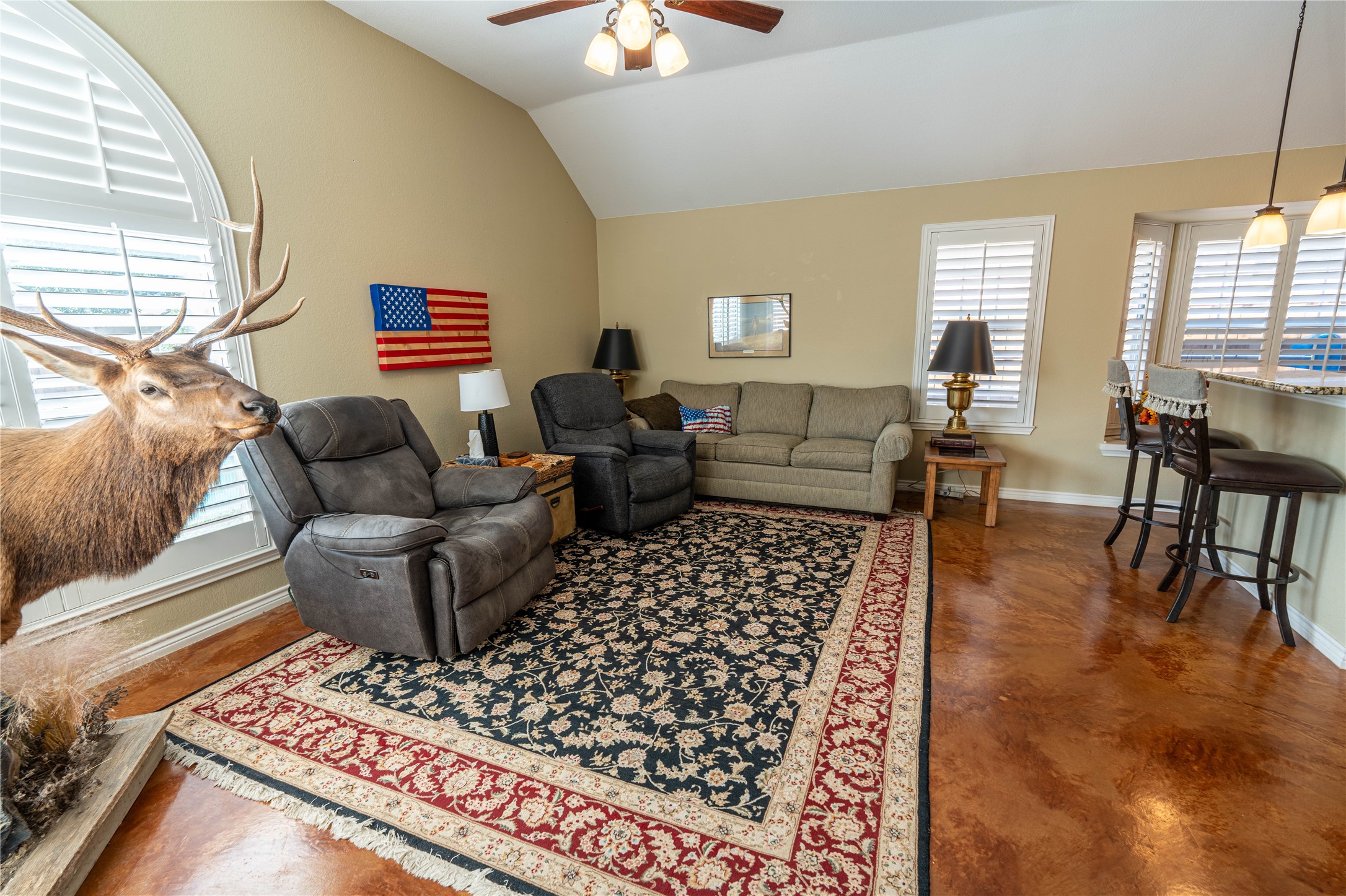 901 Drake Trail