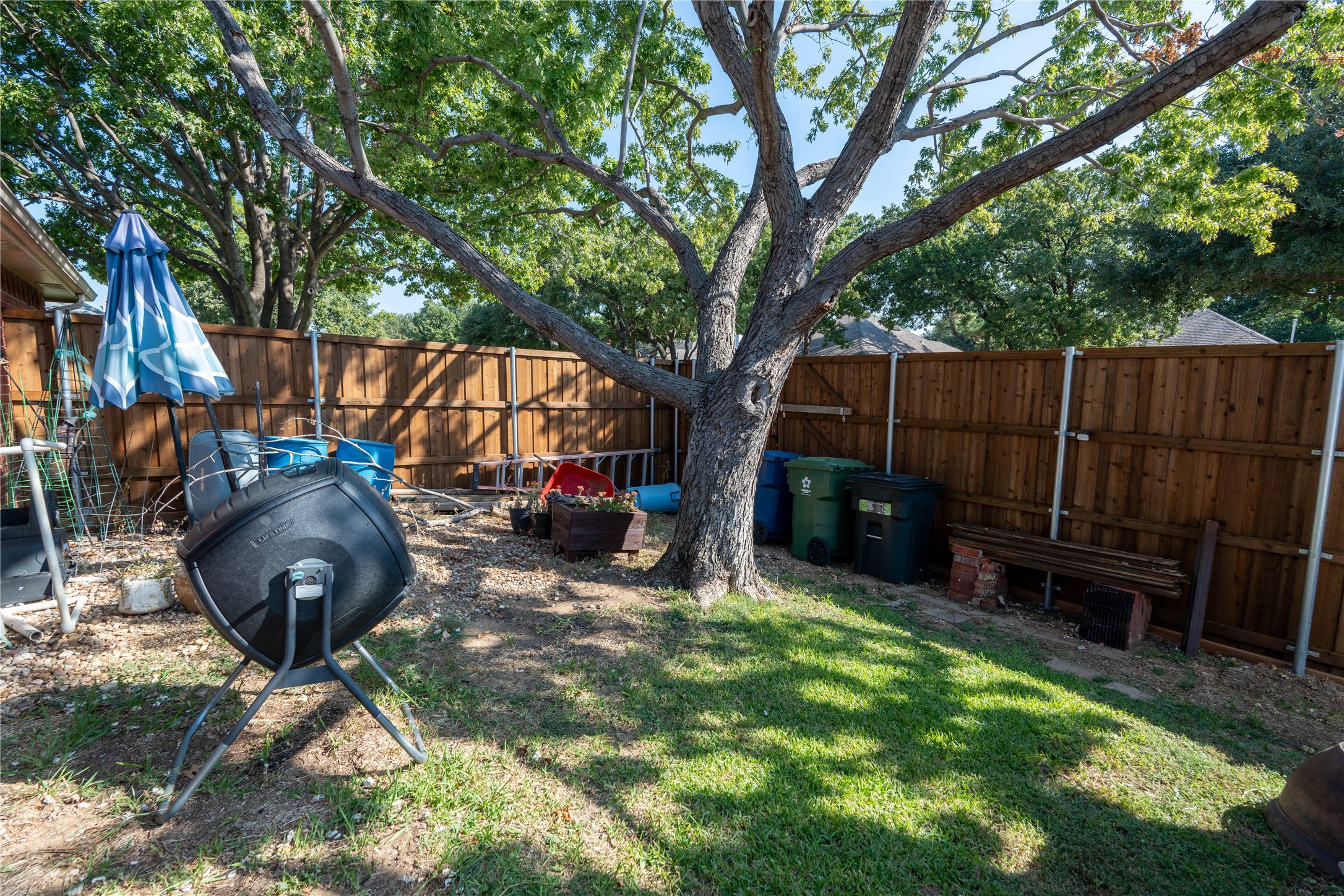901 Drake Trail