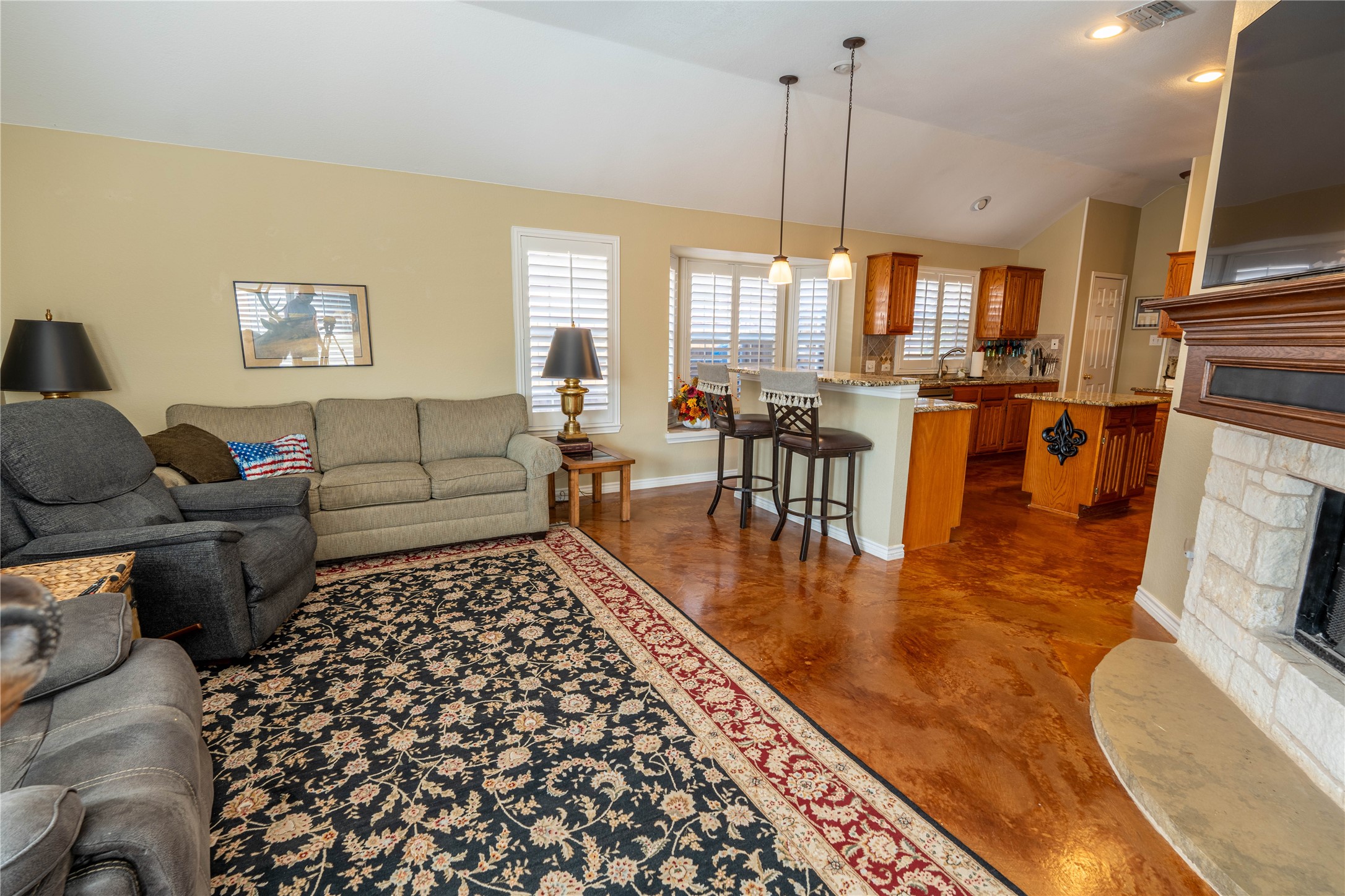 901 Drake Trail