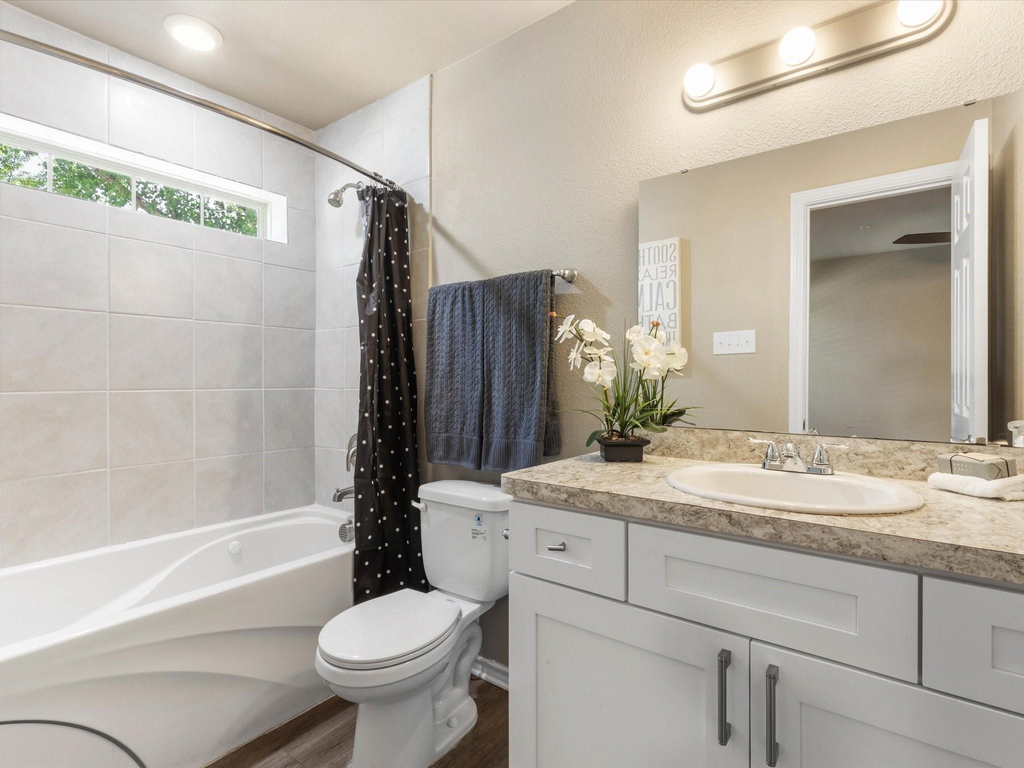 6108 Abrams Road 505
