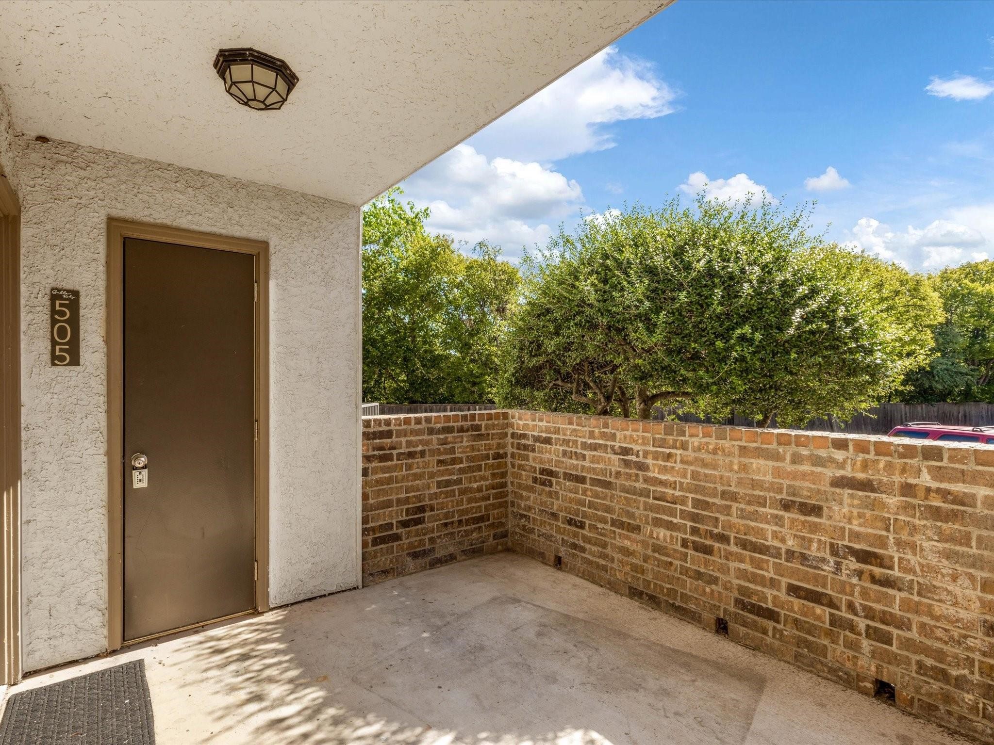6108 Abrams Road 505