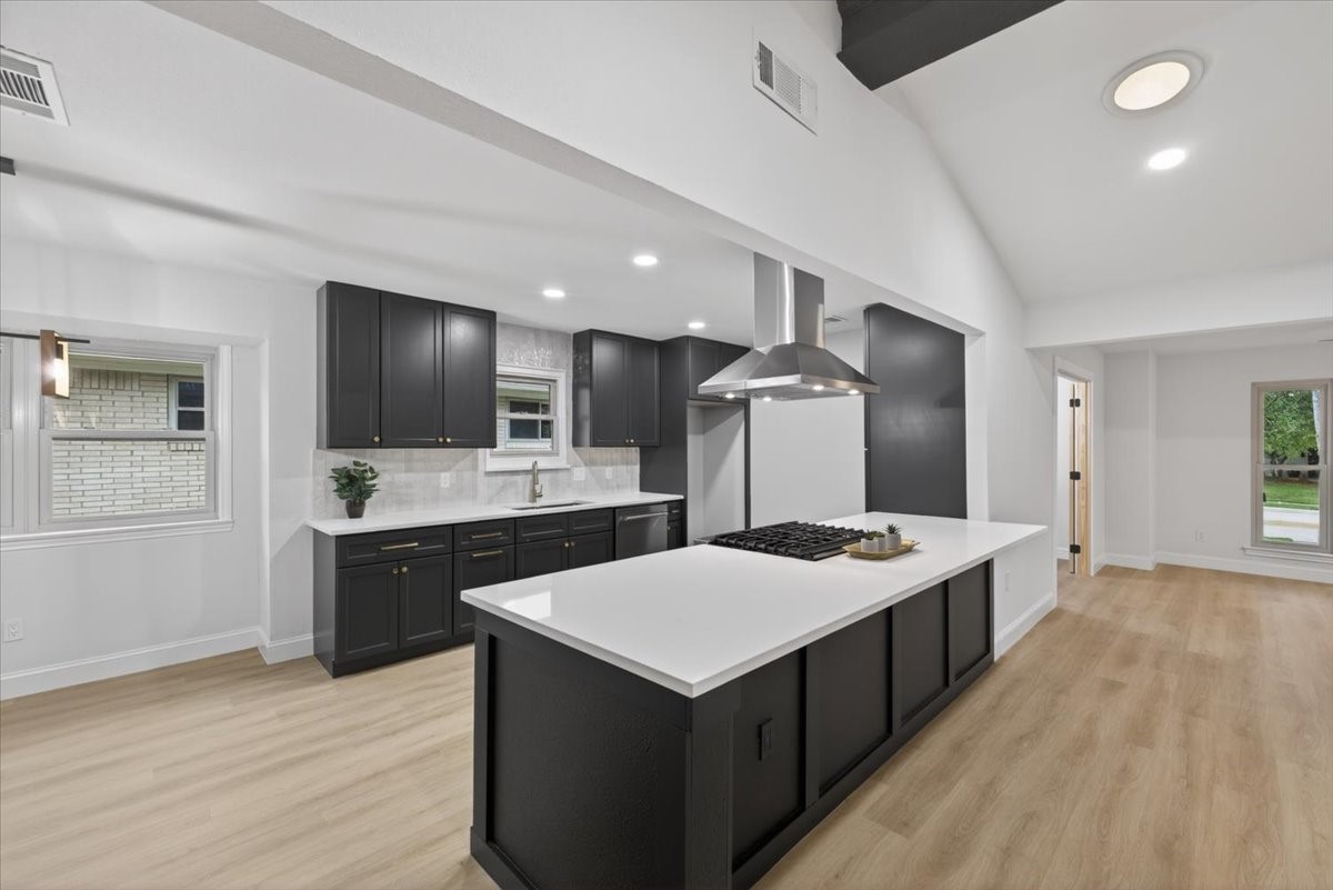 2124 Parkhaven Drive