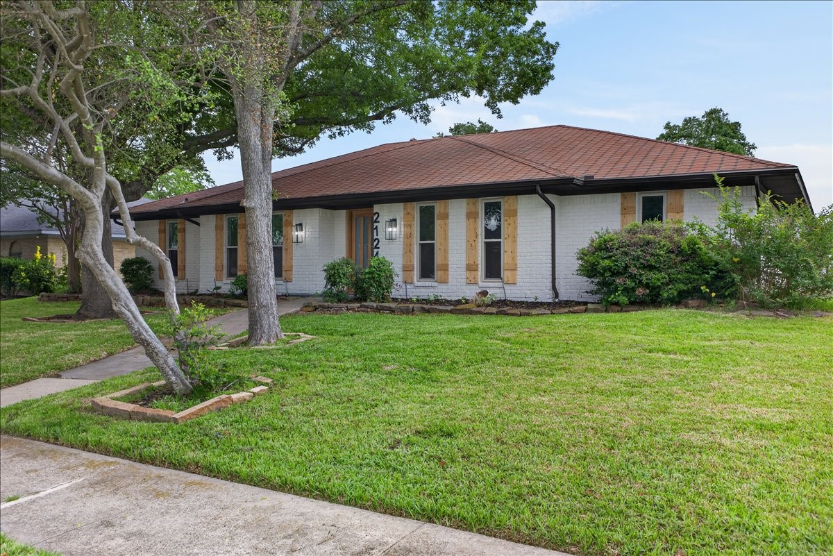 2124 Parkhaven Drive