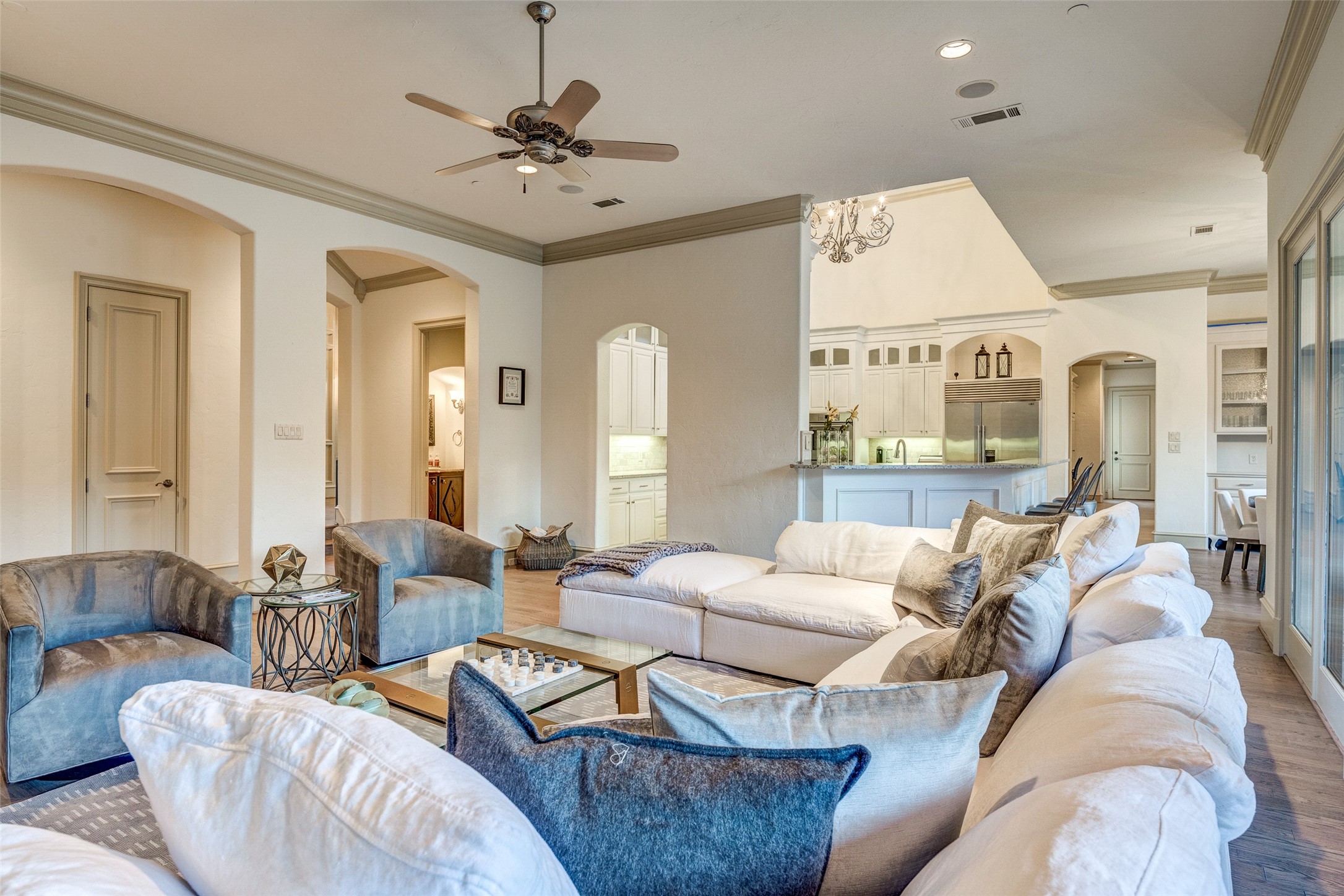 1819 Broken Bend Drive