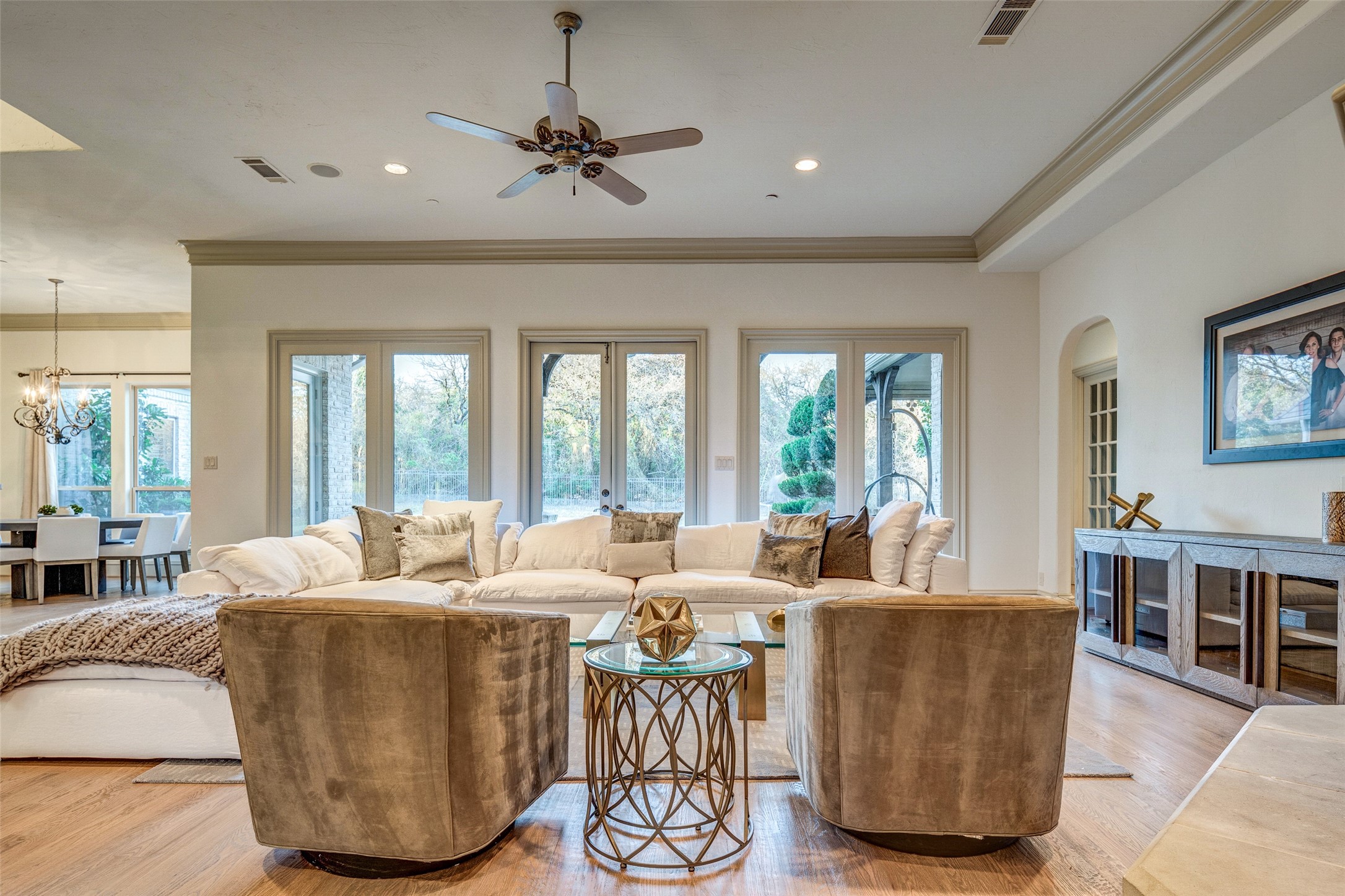 1819 Broken Bend Drive