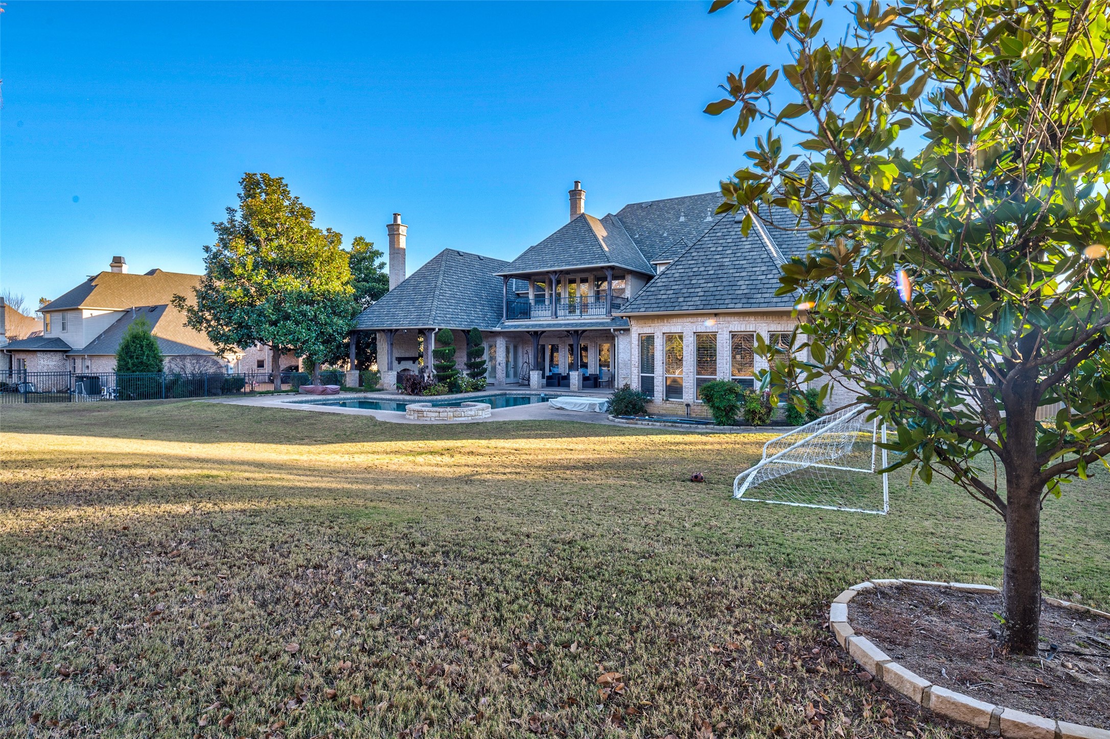 1819 Broken Bend Drive