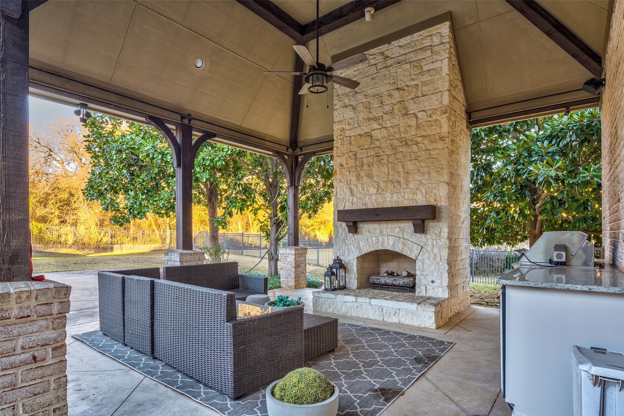 1819 Broken Bend Drive
