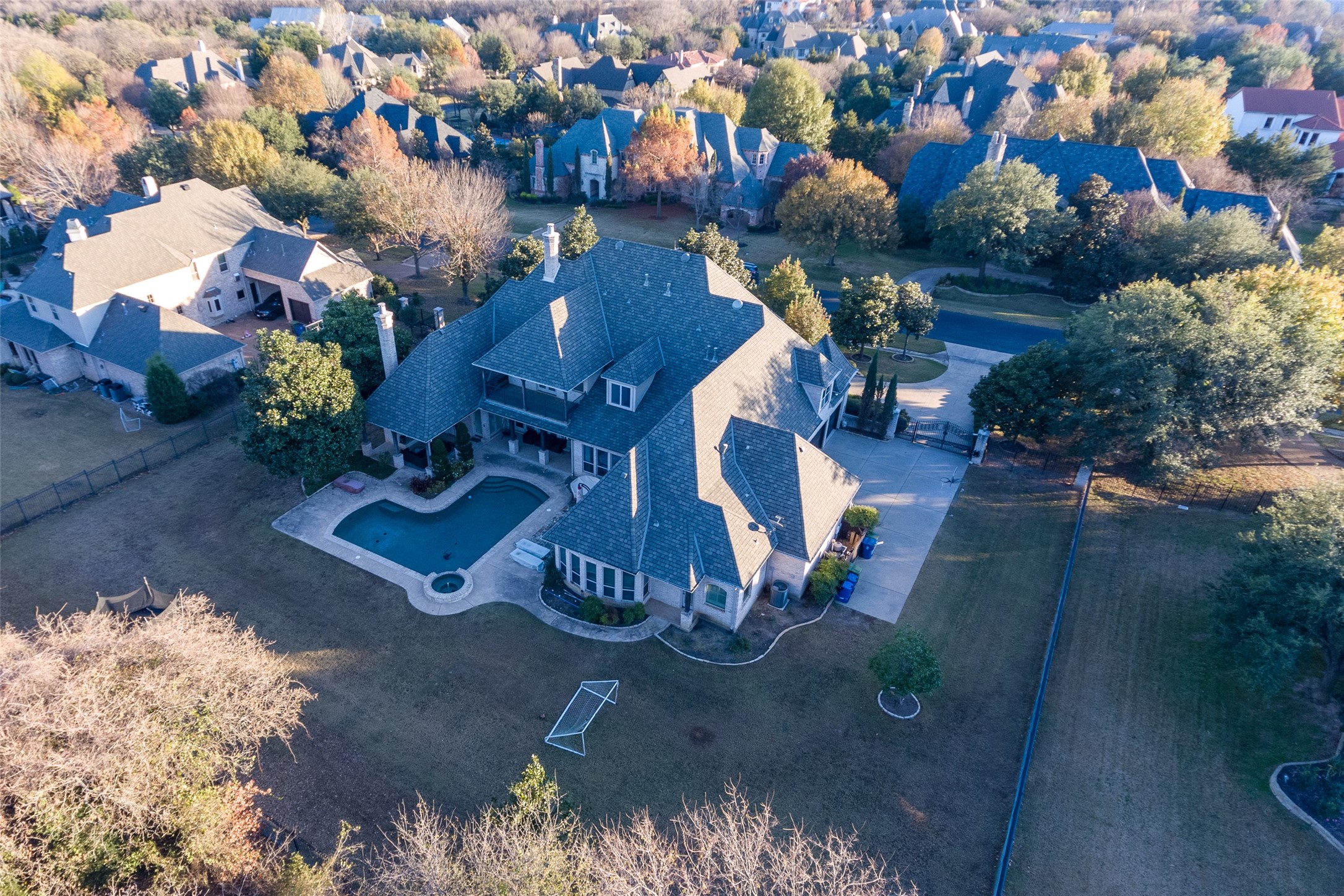1819 Broken Bend Drive