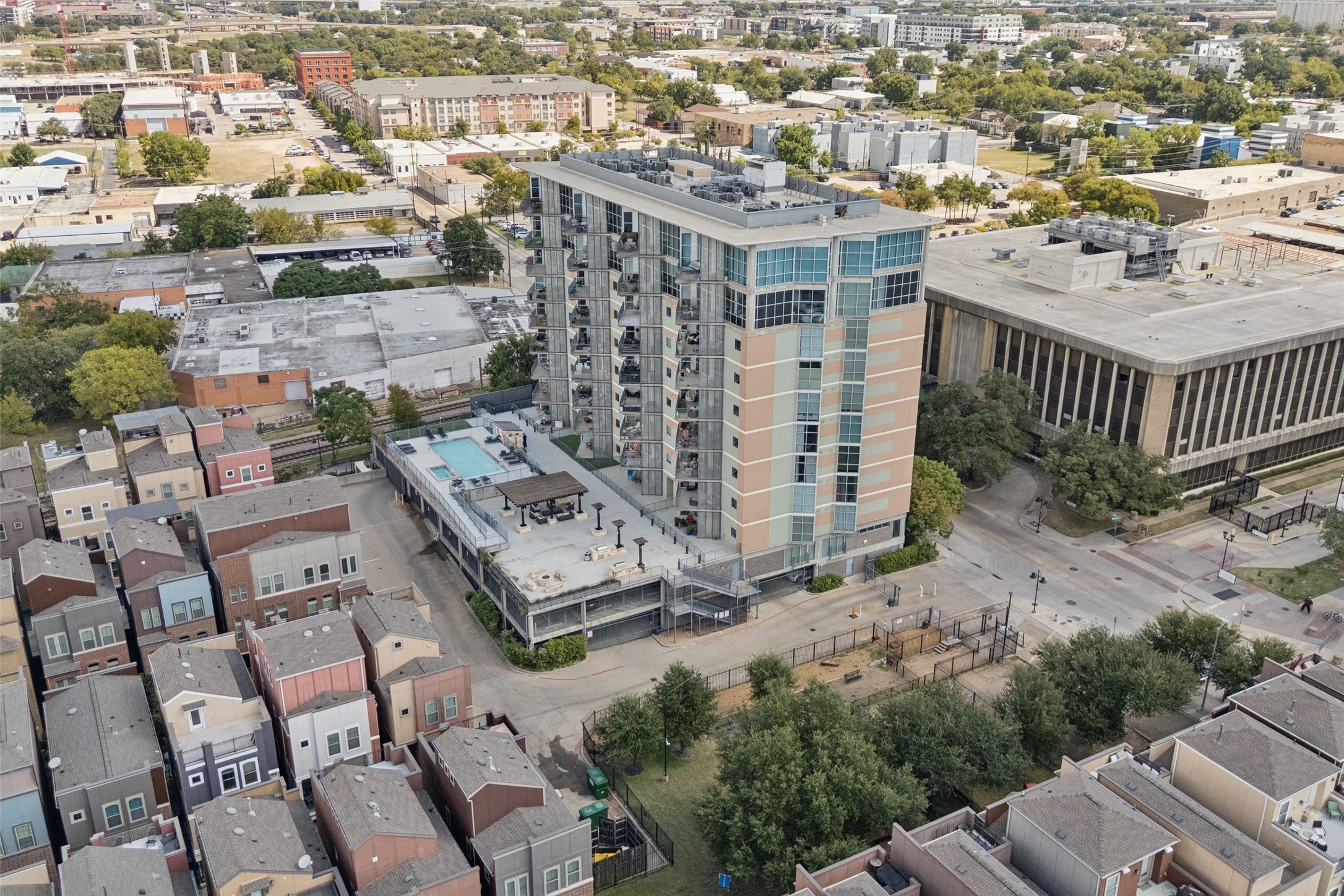 1001 Belleview Street 303