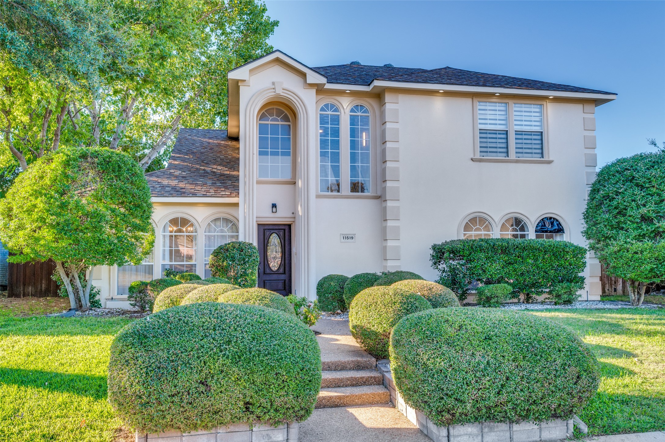 11519 Harbor Road