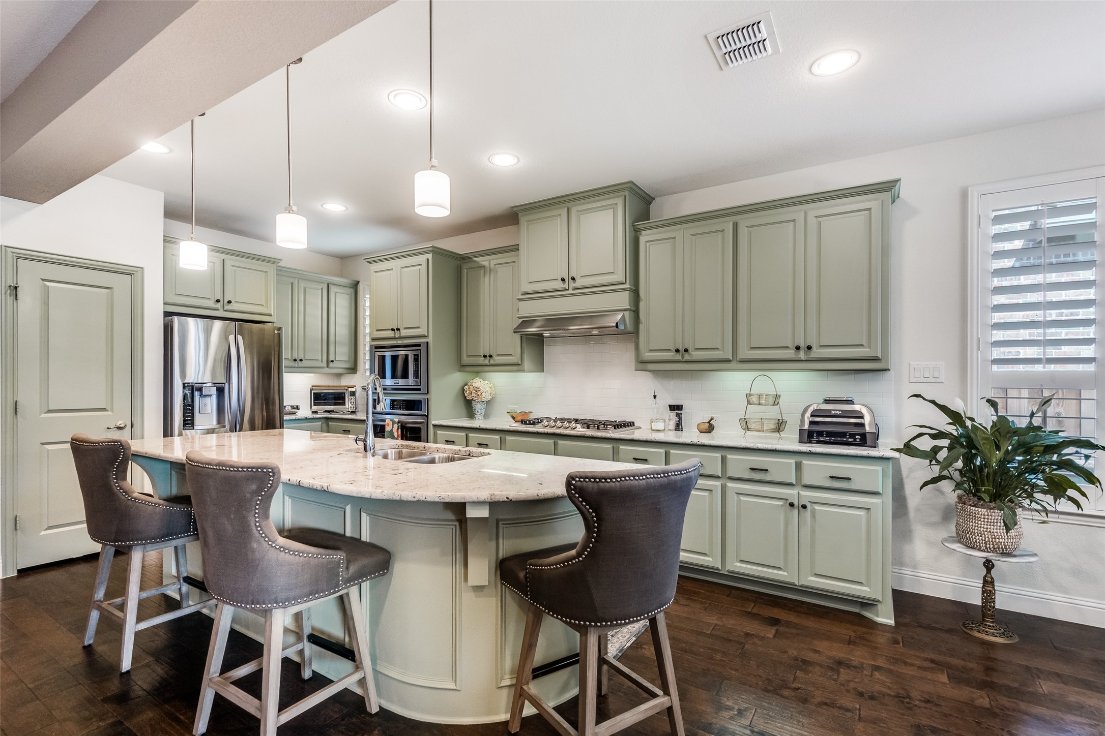 7804 Coolwater Cove