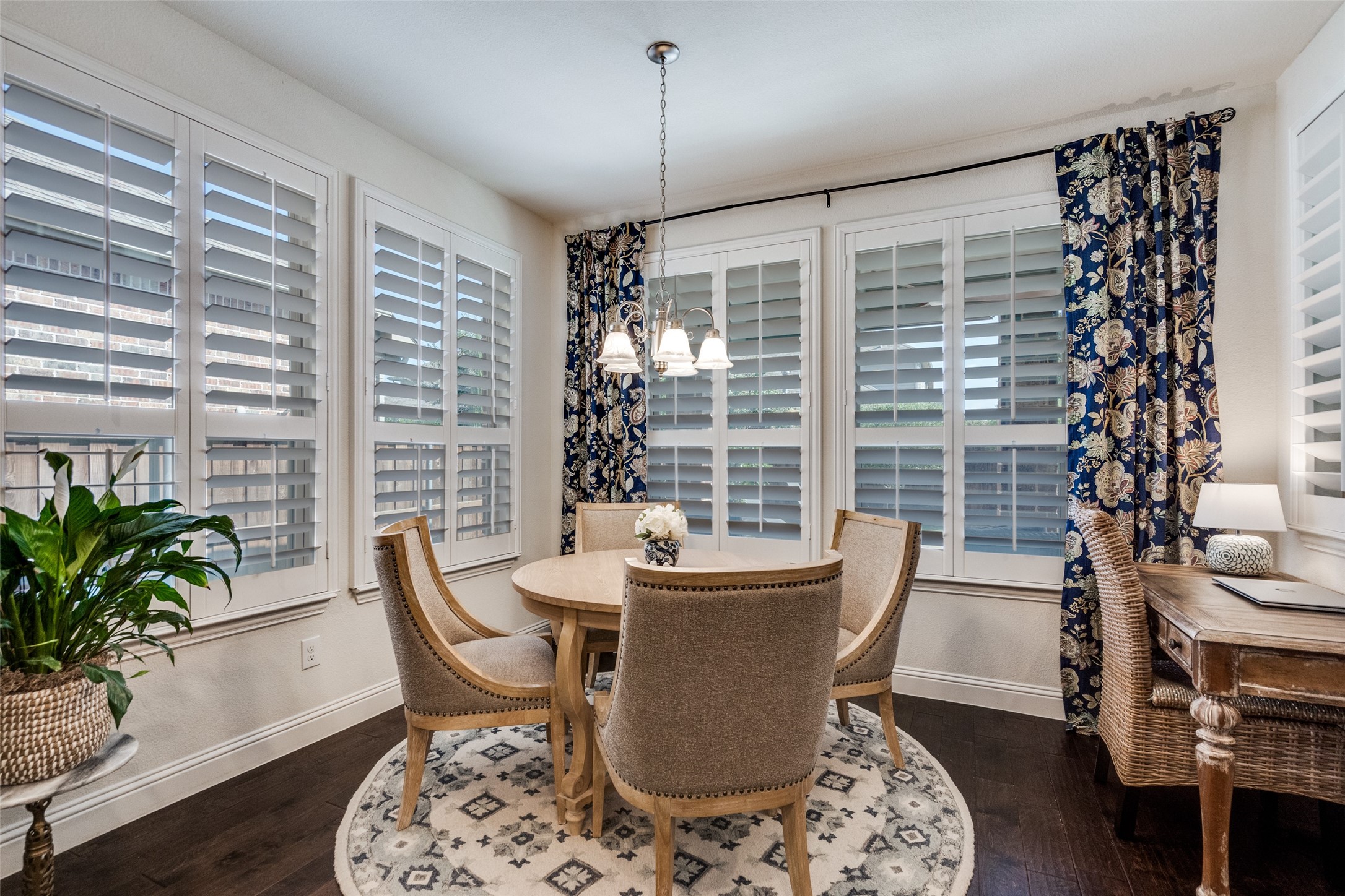 7804 Coolwater Cove