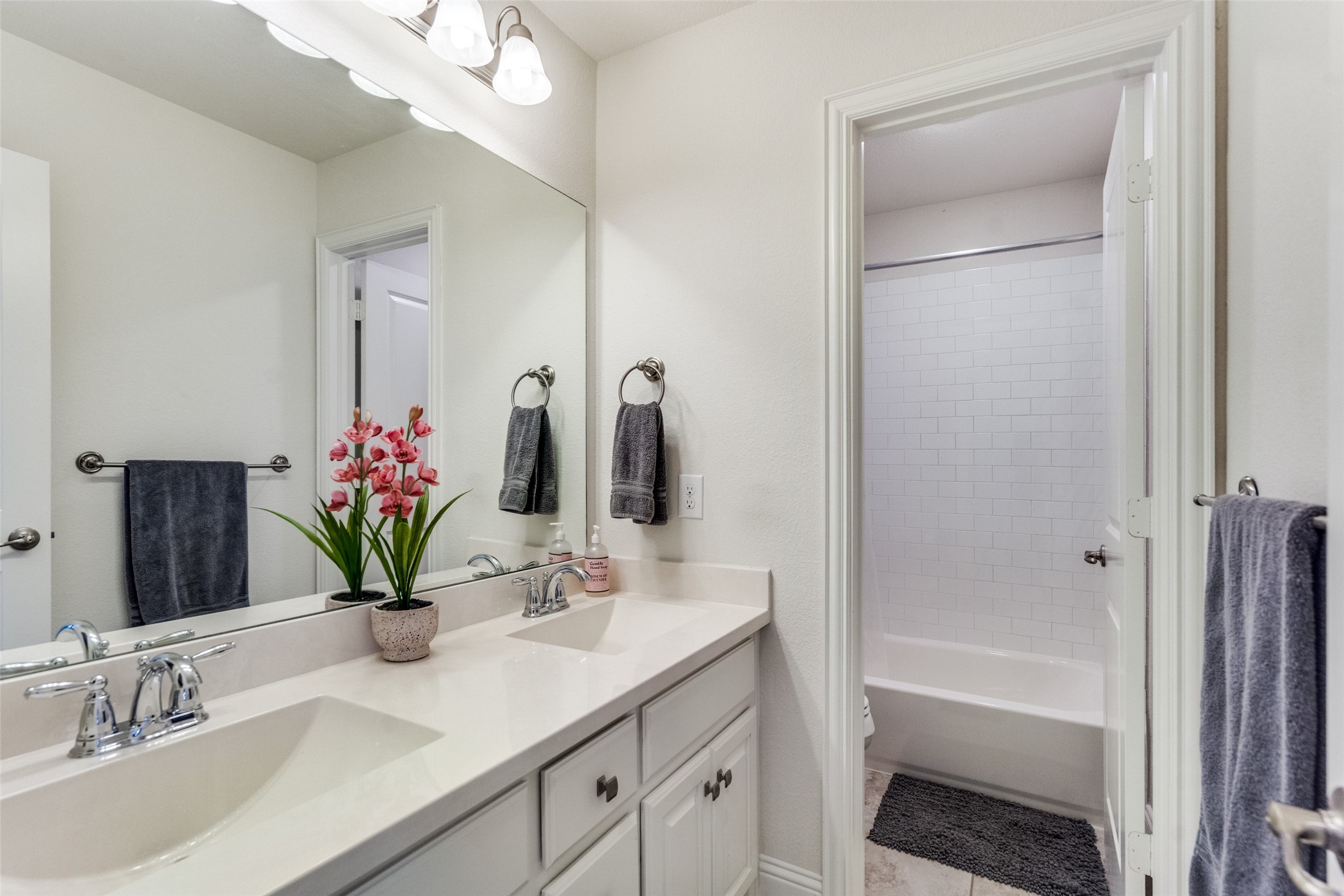 7804 Coolwater Cove
