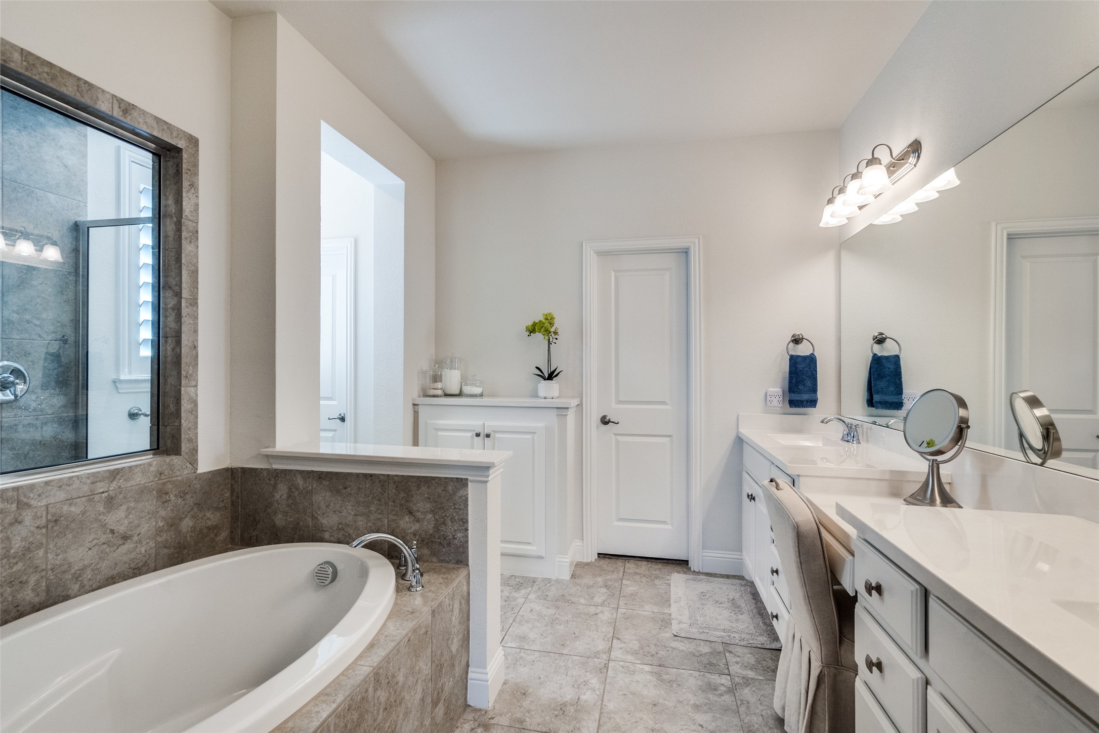 7804 Coolwater Cove