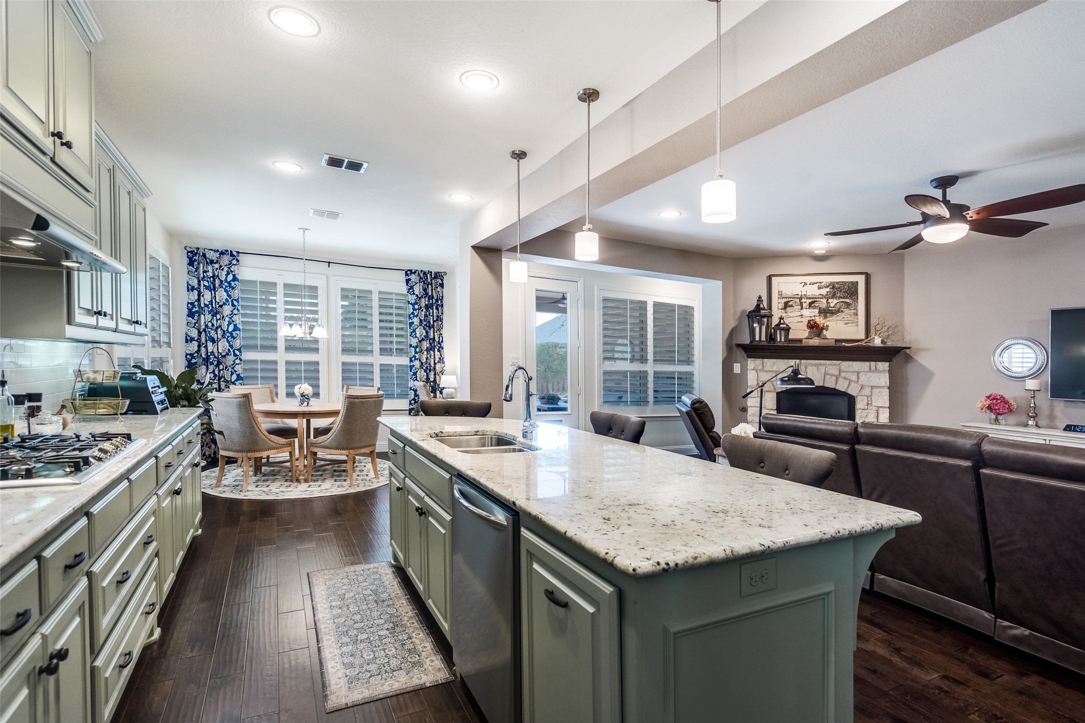 7804 Coolwater Cove
