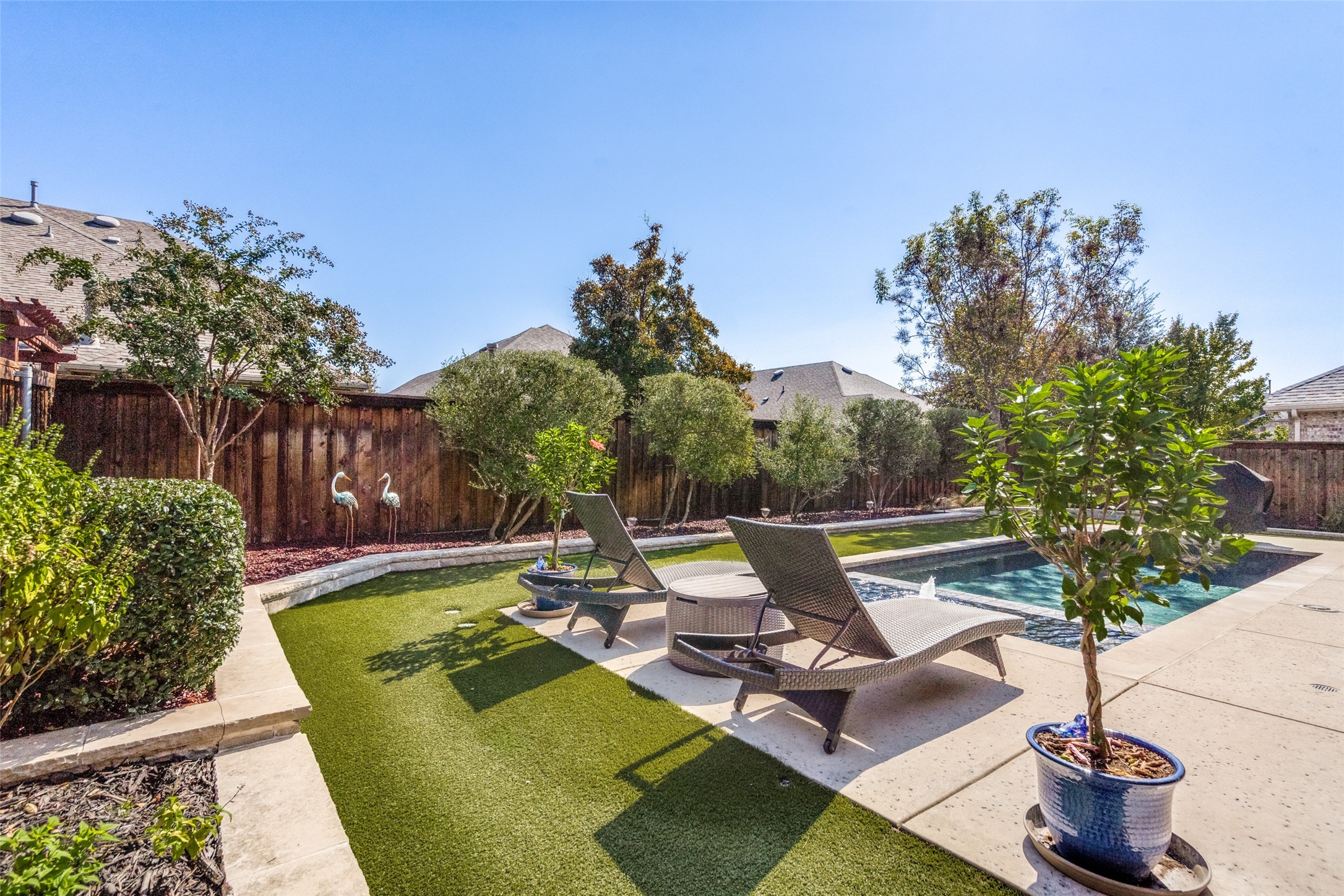7804 Coolwater Cove