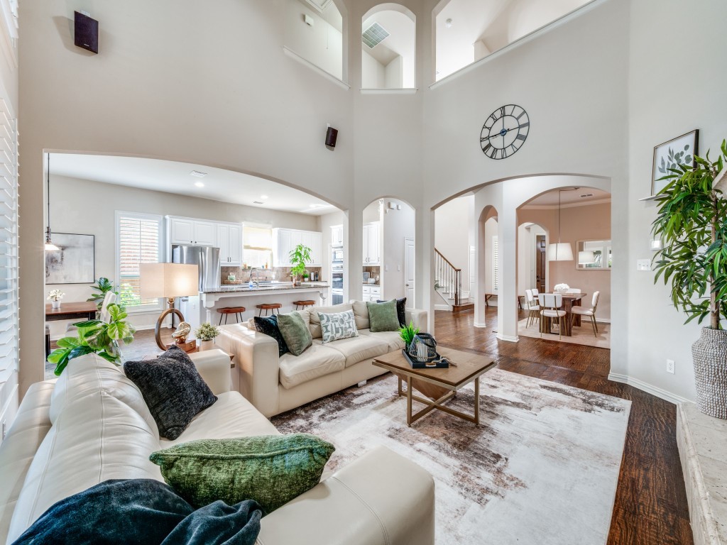 15630 Stonebridge Drive