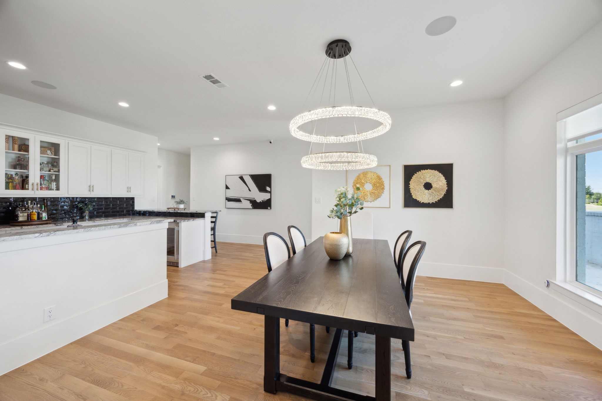 1711 Beverly Lane