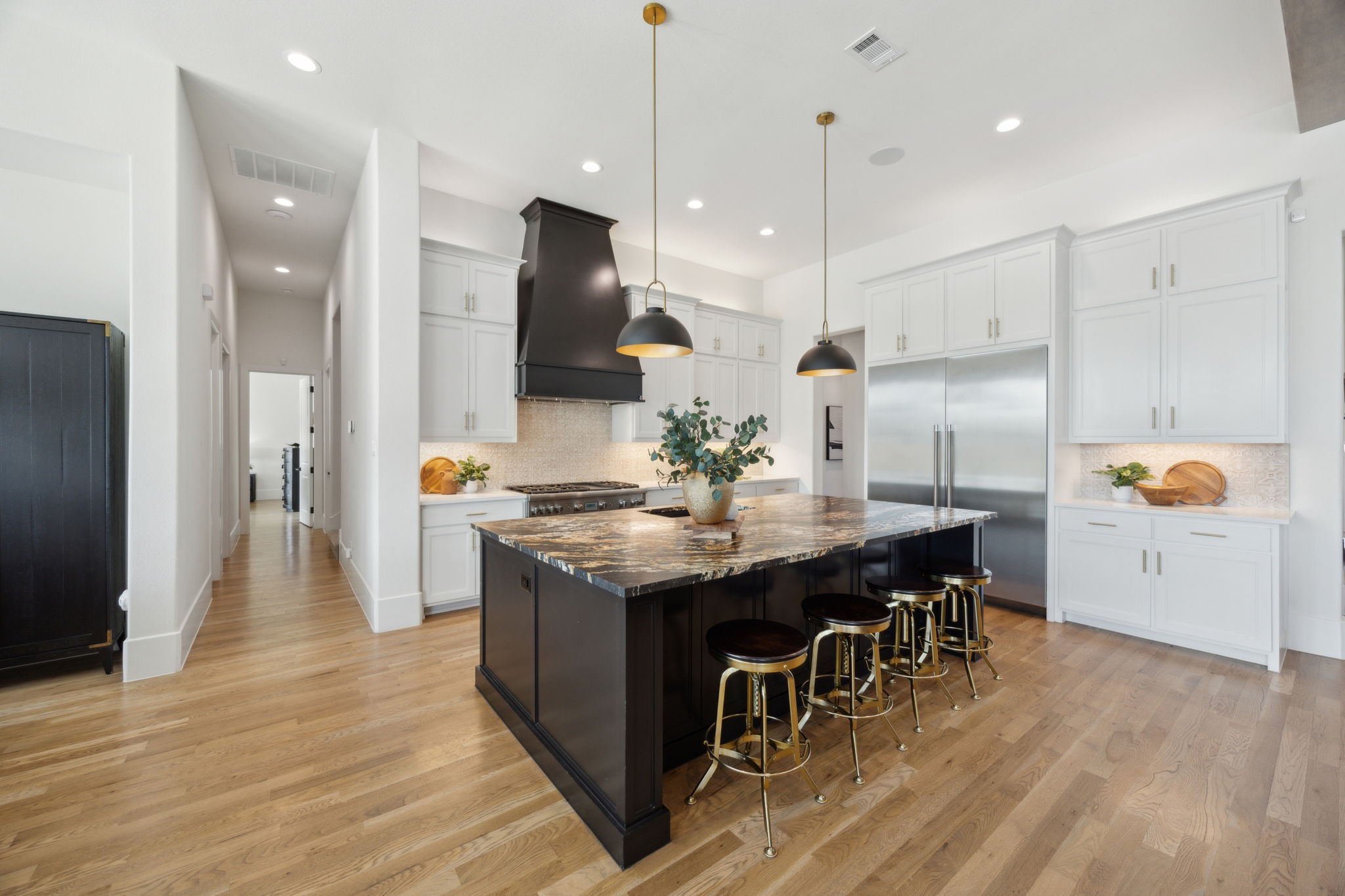 1711 Beverly Lane