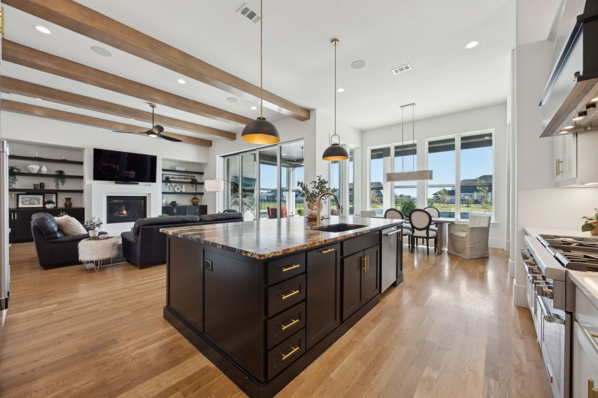 1711 Beverly Lane