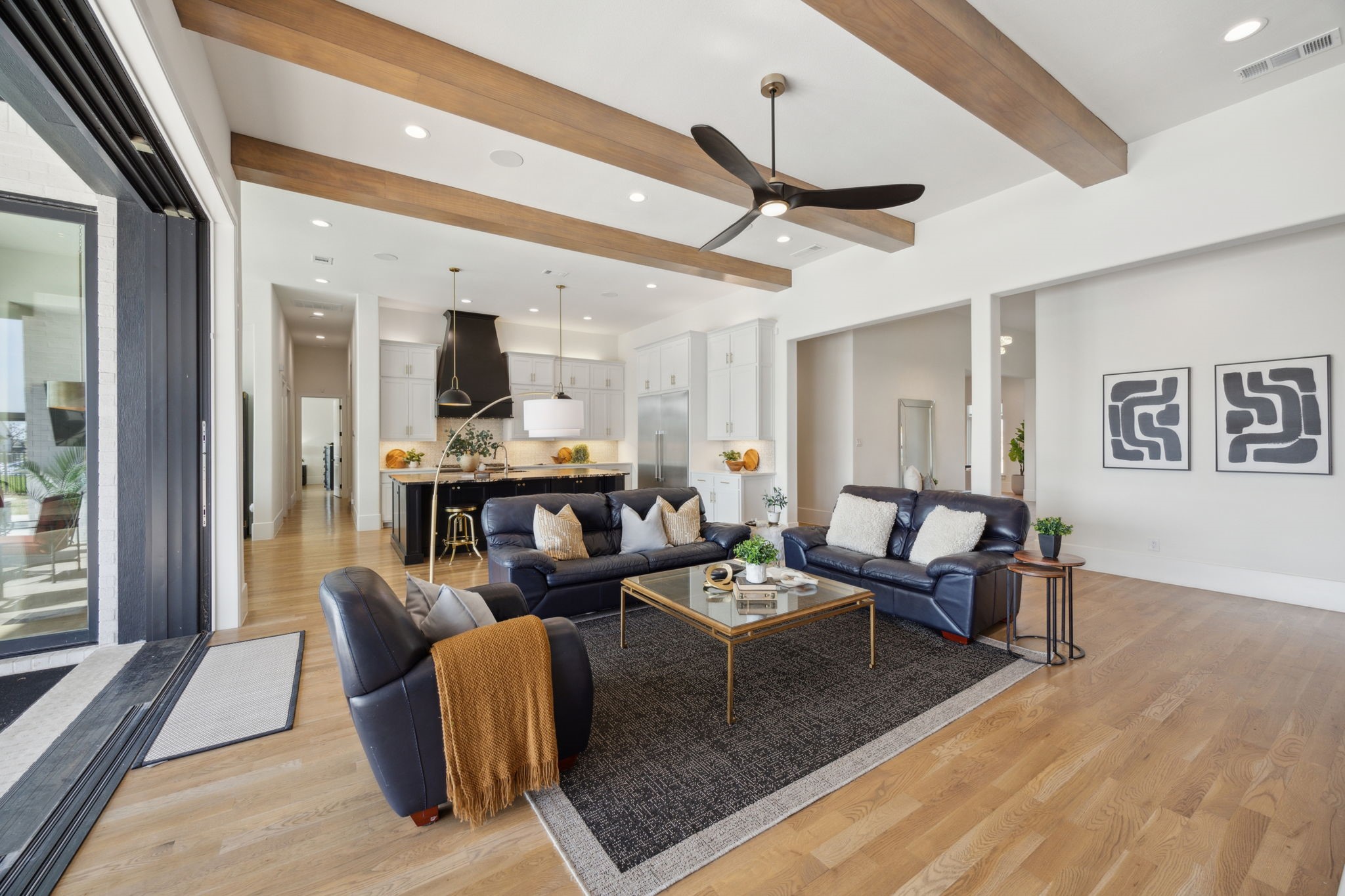 1711 Beverly Lane