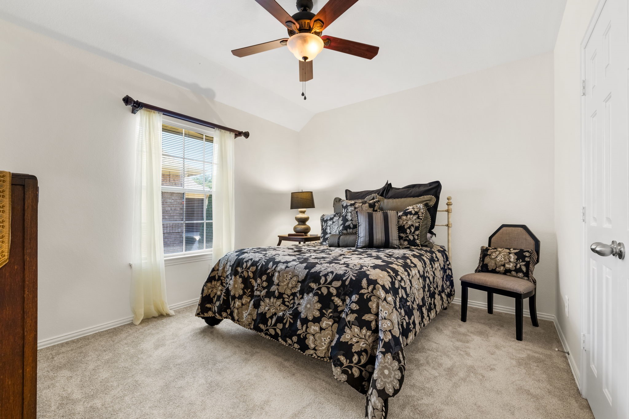 10903 Robincreek Lane