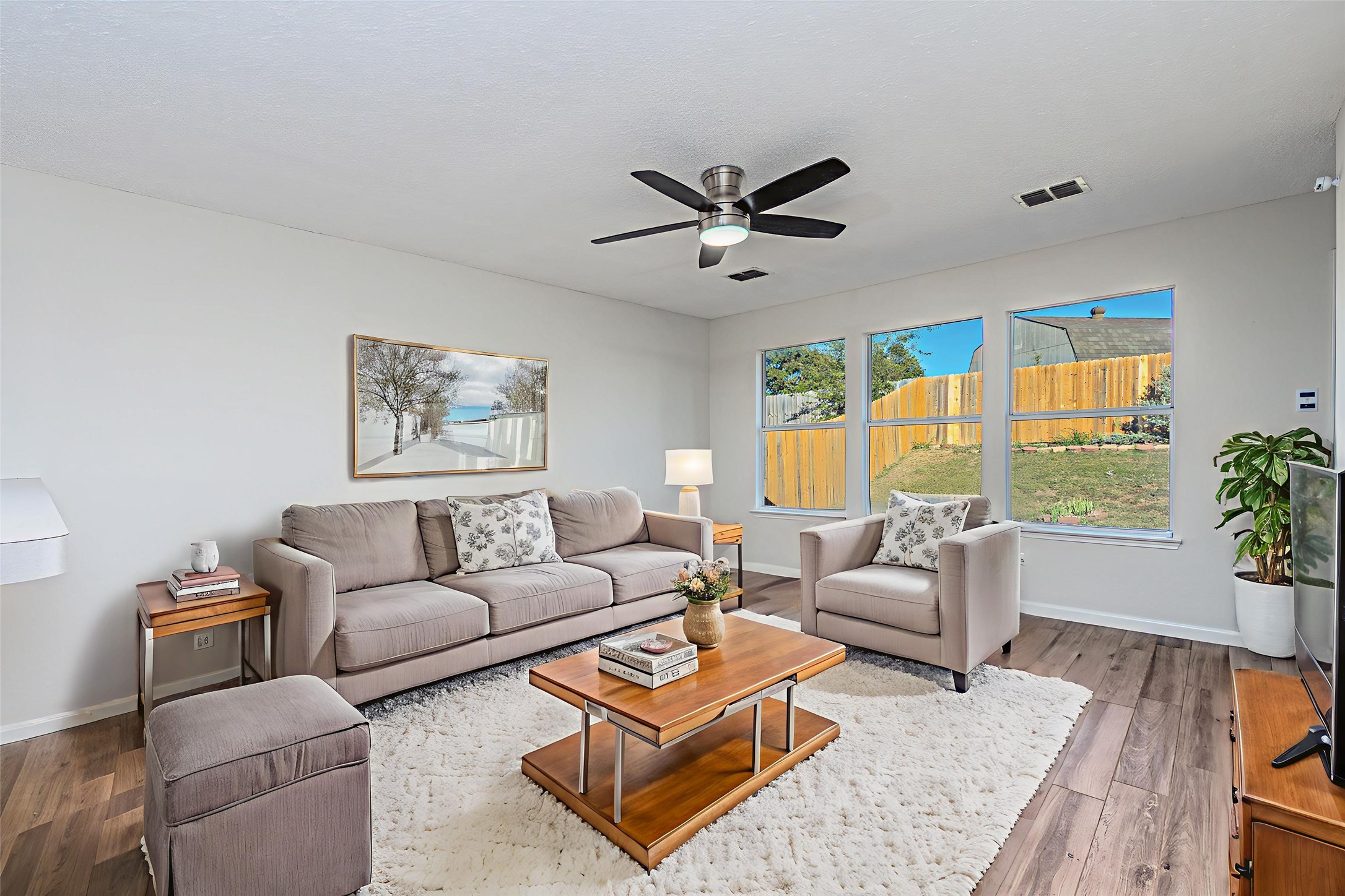 1013 Post Oak Trail