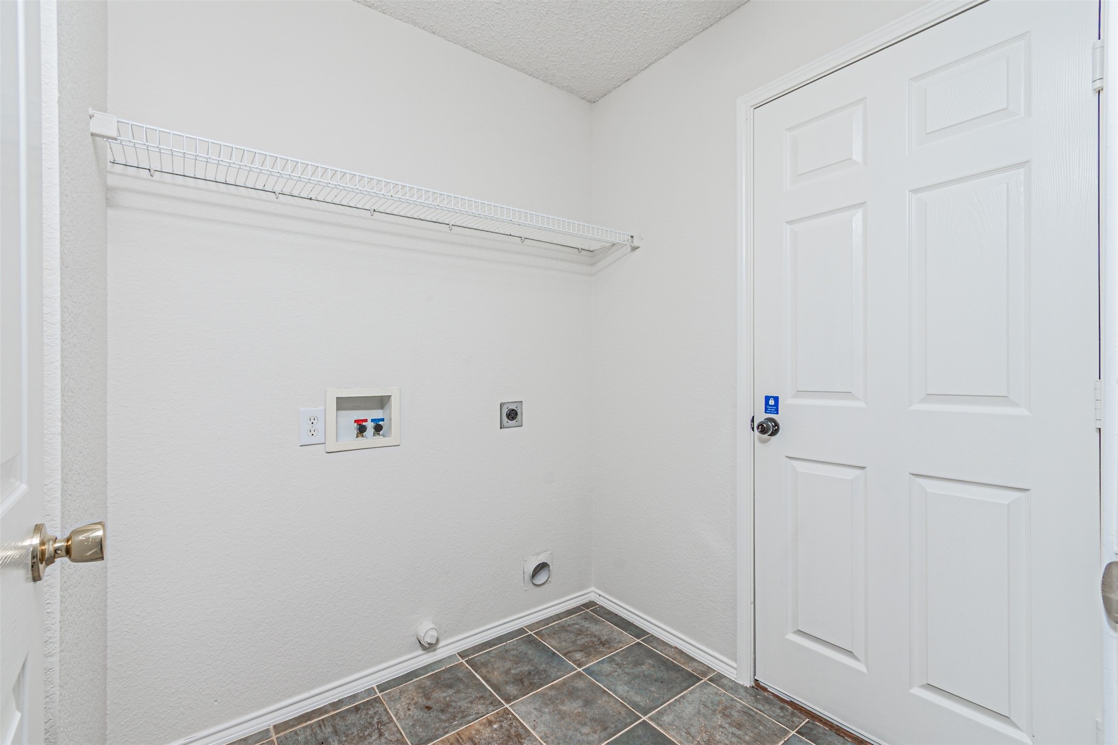 1013 Post Oak Trail