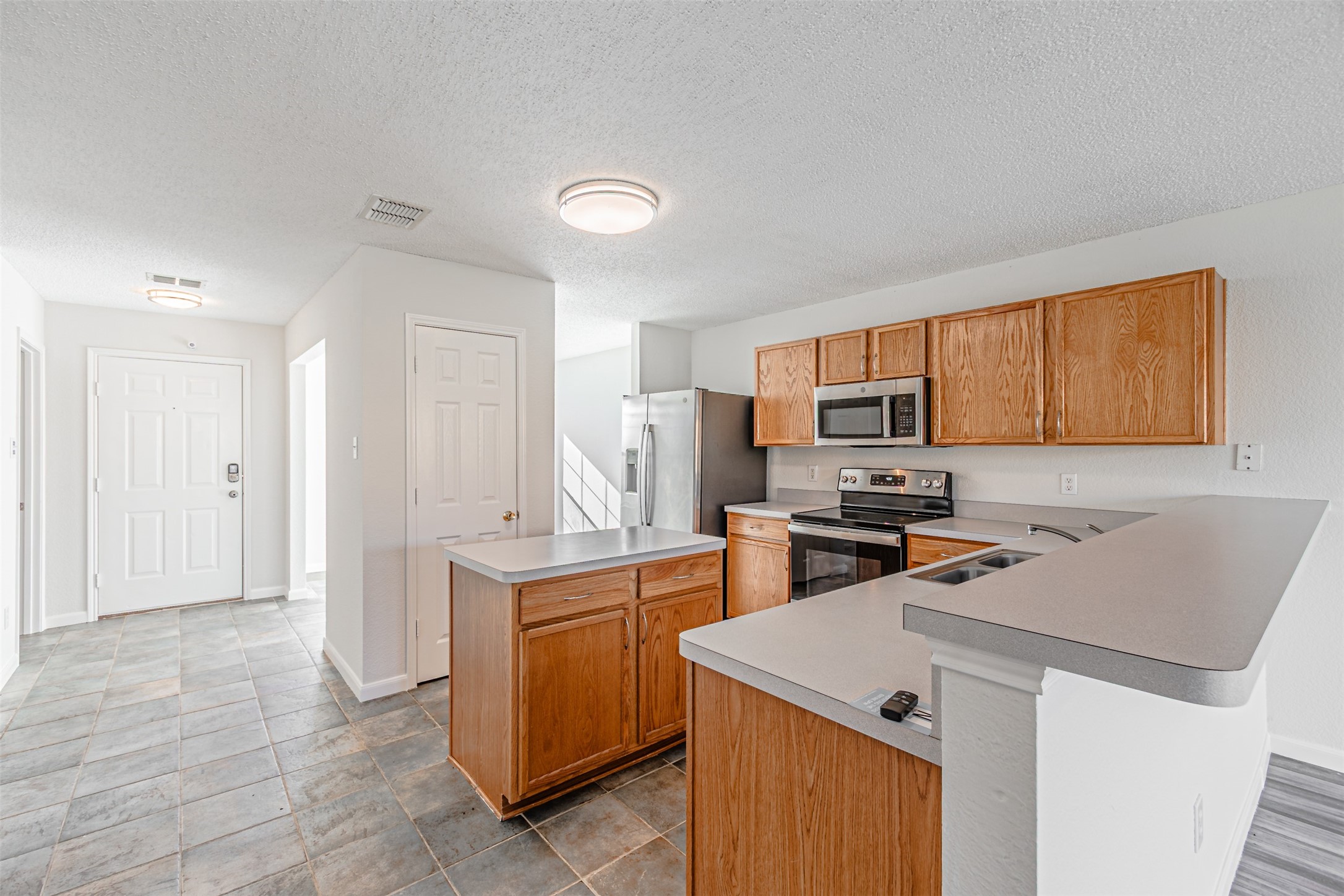 1013 Post Oak Trail