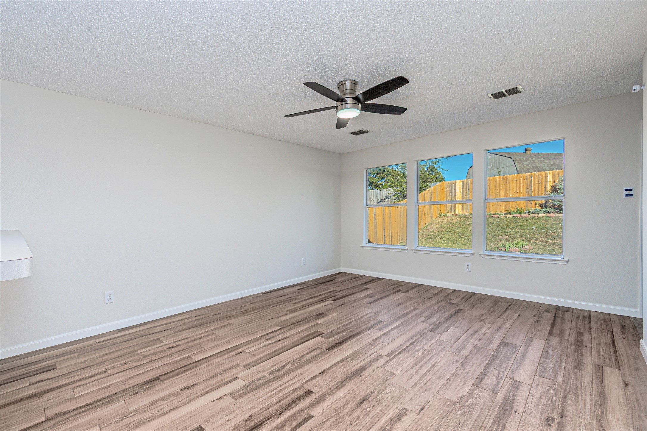 1013 Post Oak Trail