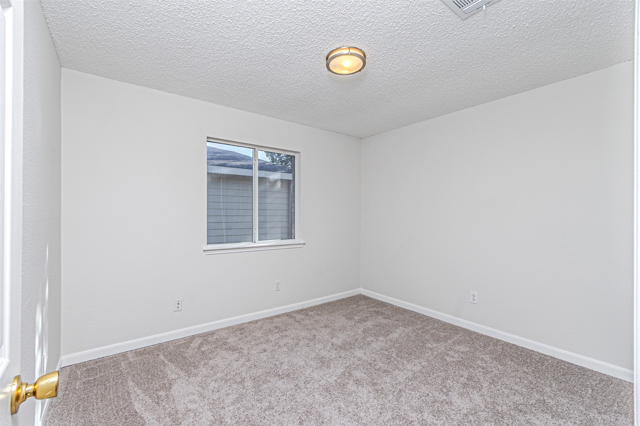 1013 Post Oak Trail