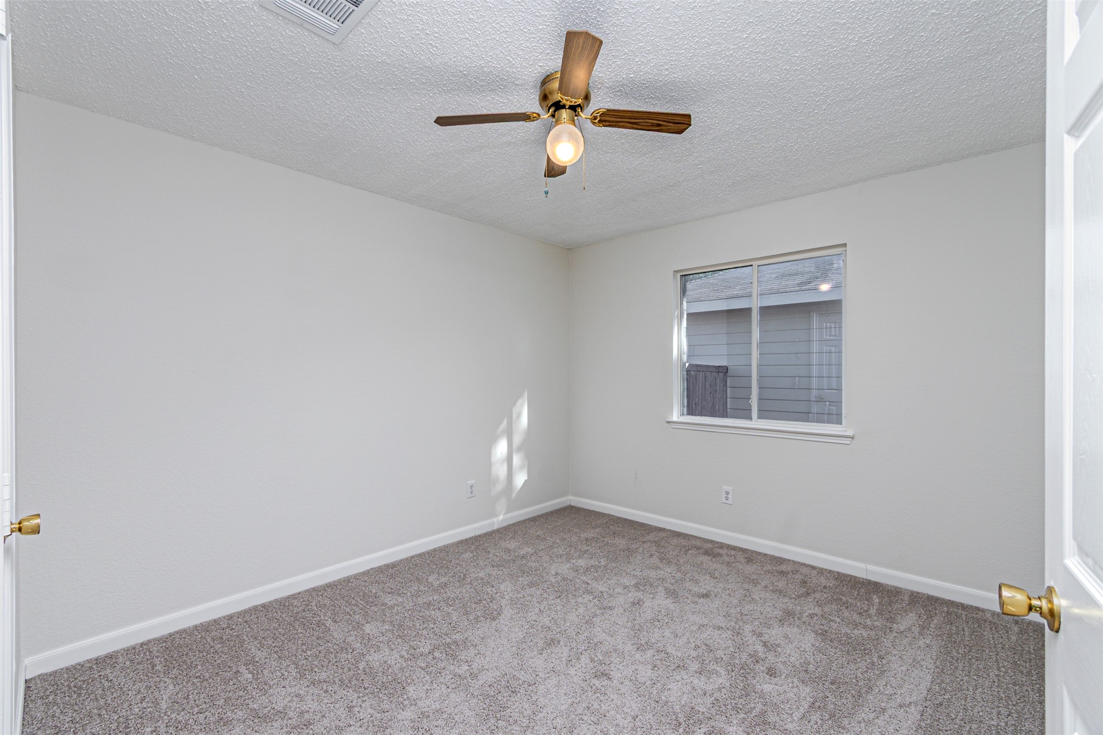 1013 Post Oak Trail
