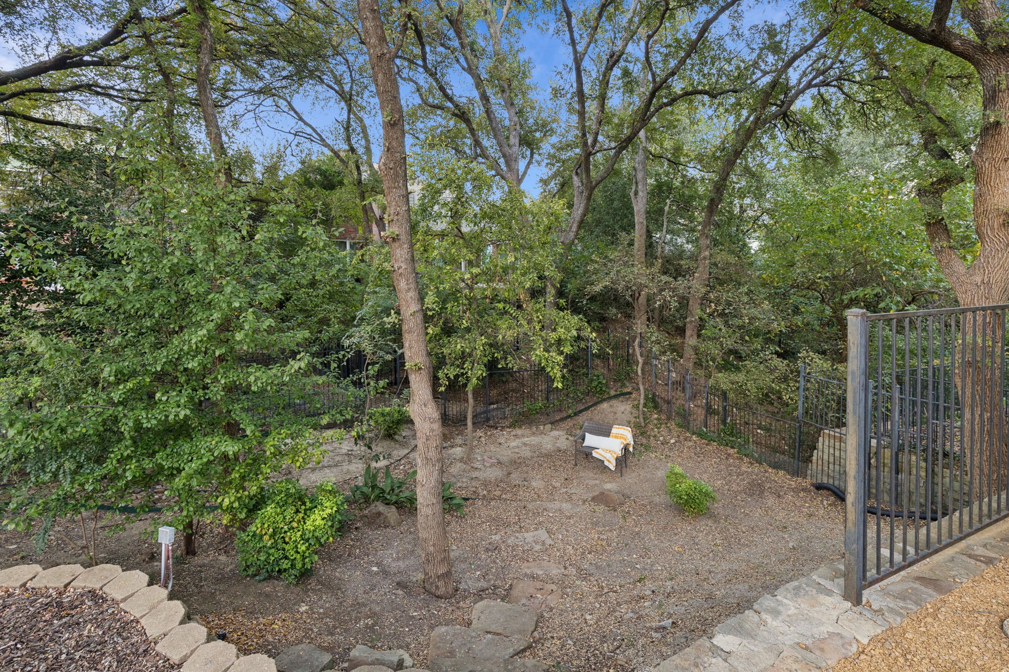 1210 Edgewood Lane