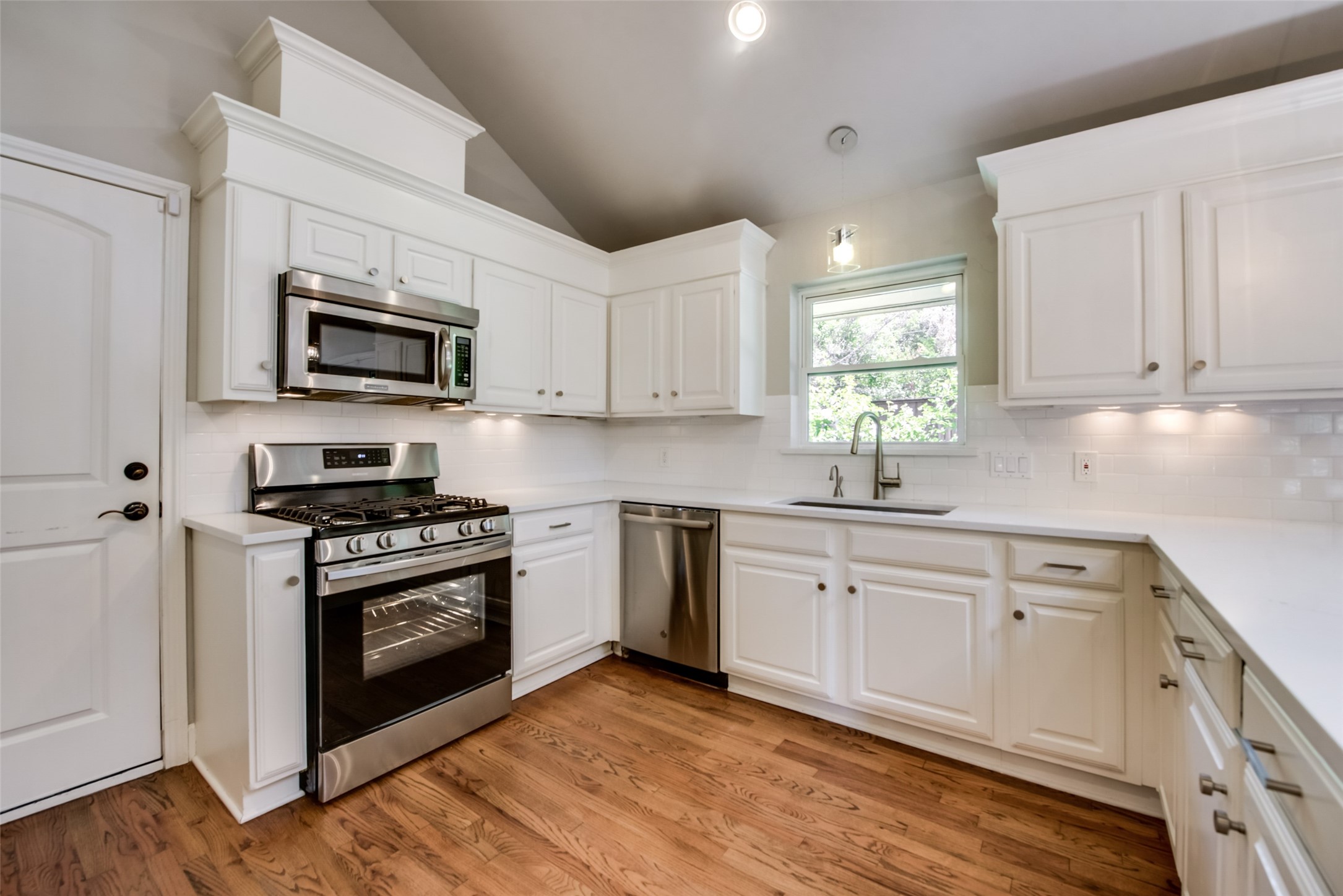 4167 Lomita Lane