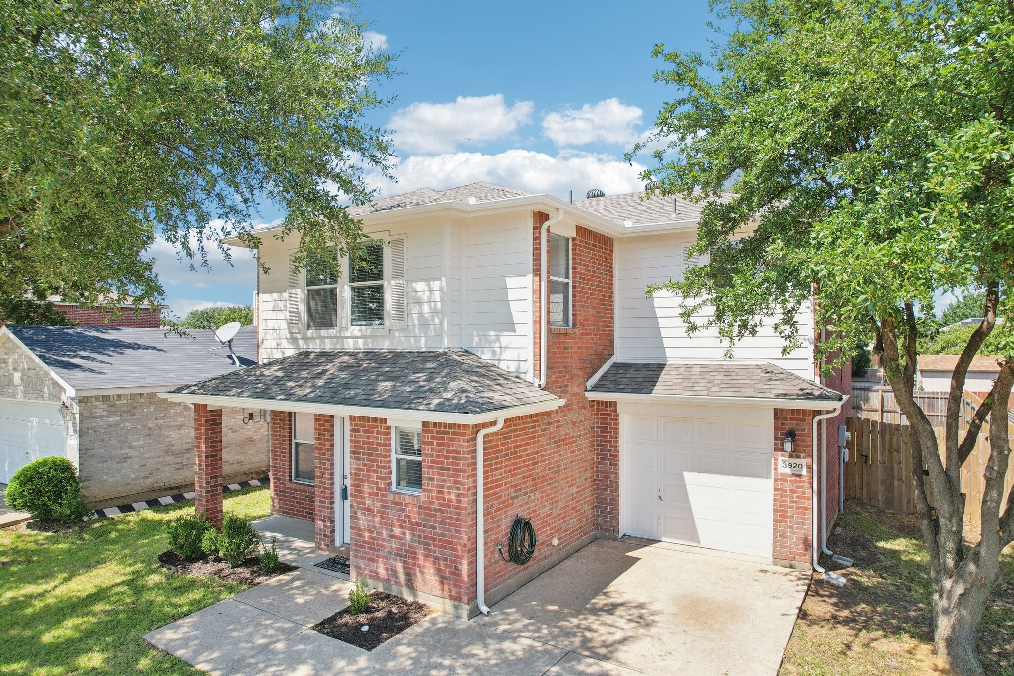 3920 Gray Oak Place