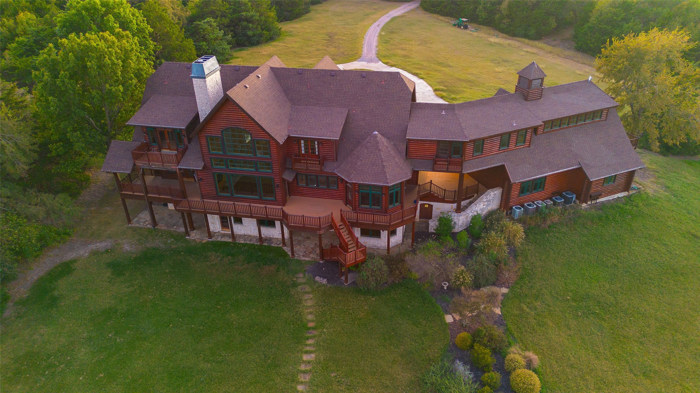 1505 Bourland Bend