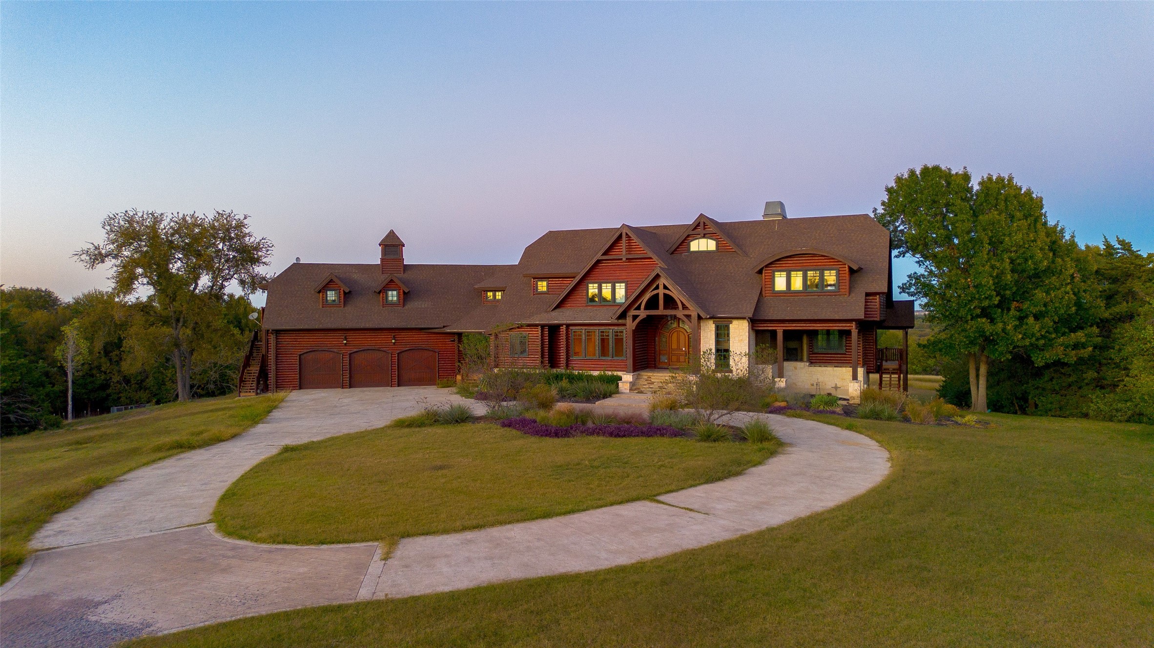 1505 Bourland Bend