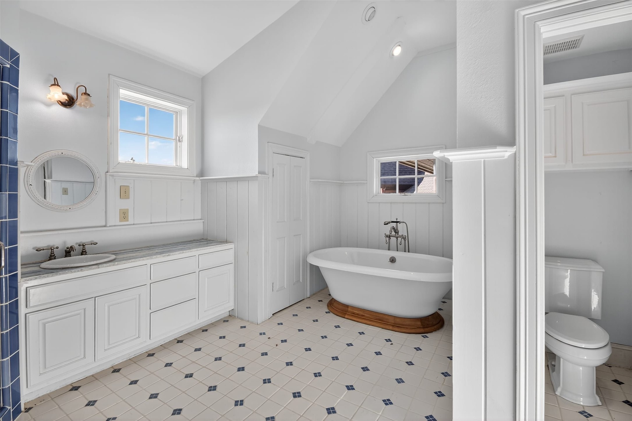 1505 Bourland Bend