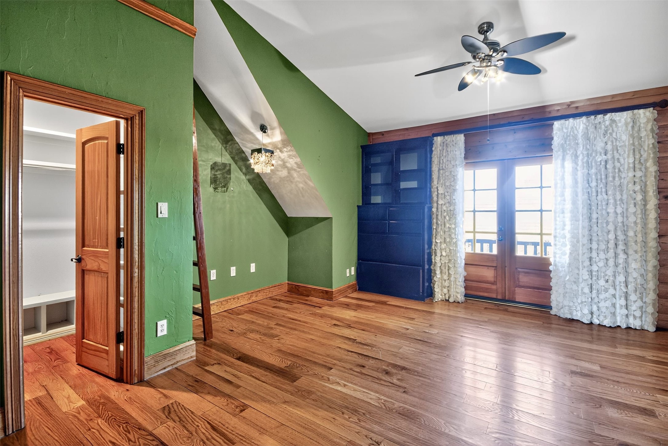 1505 Bourland Bend