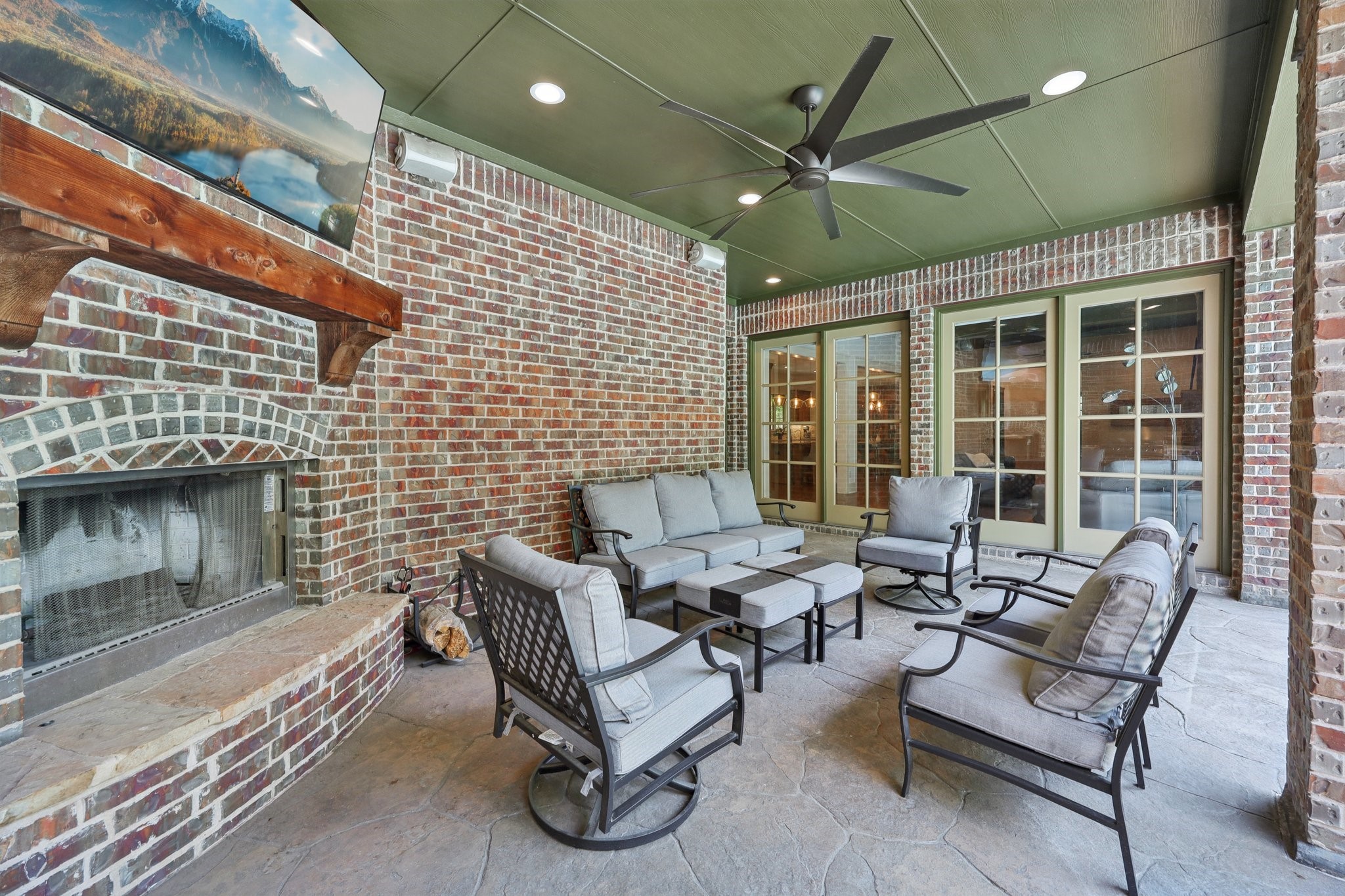 2301 Cardinal Boulevard