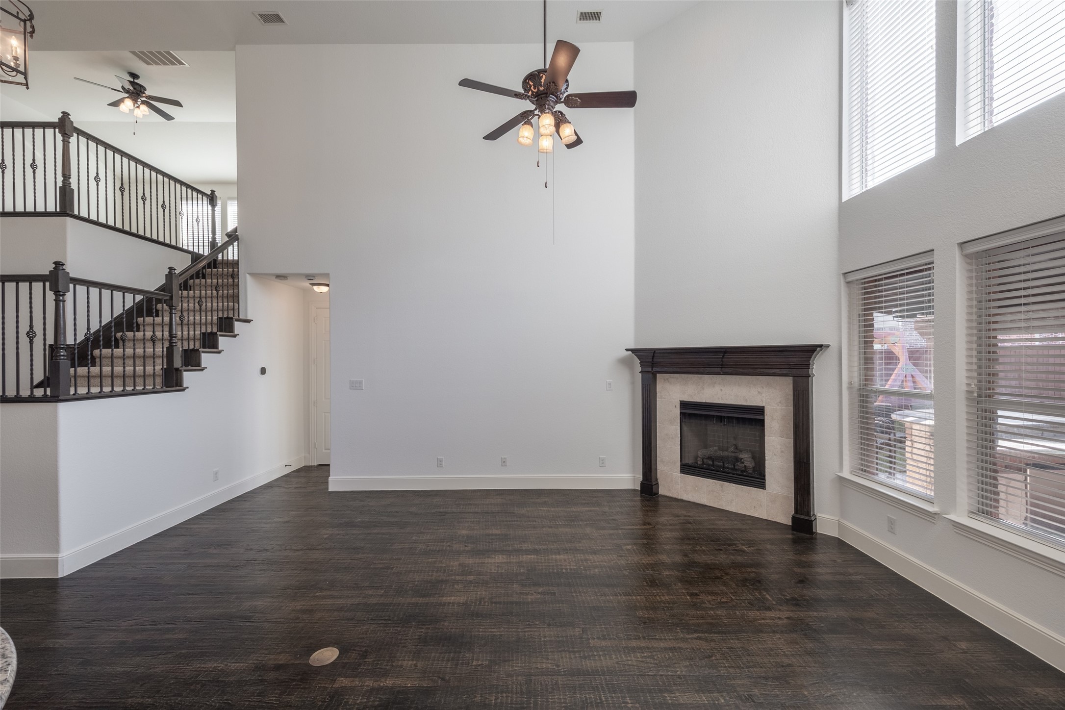 8309 Galaxy Lane