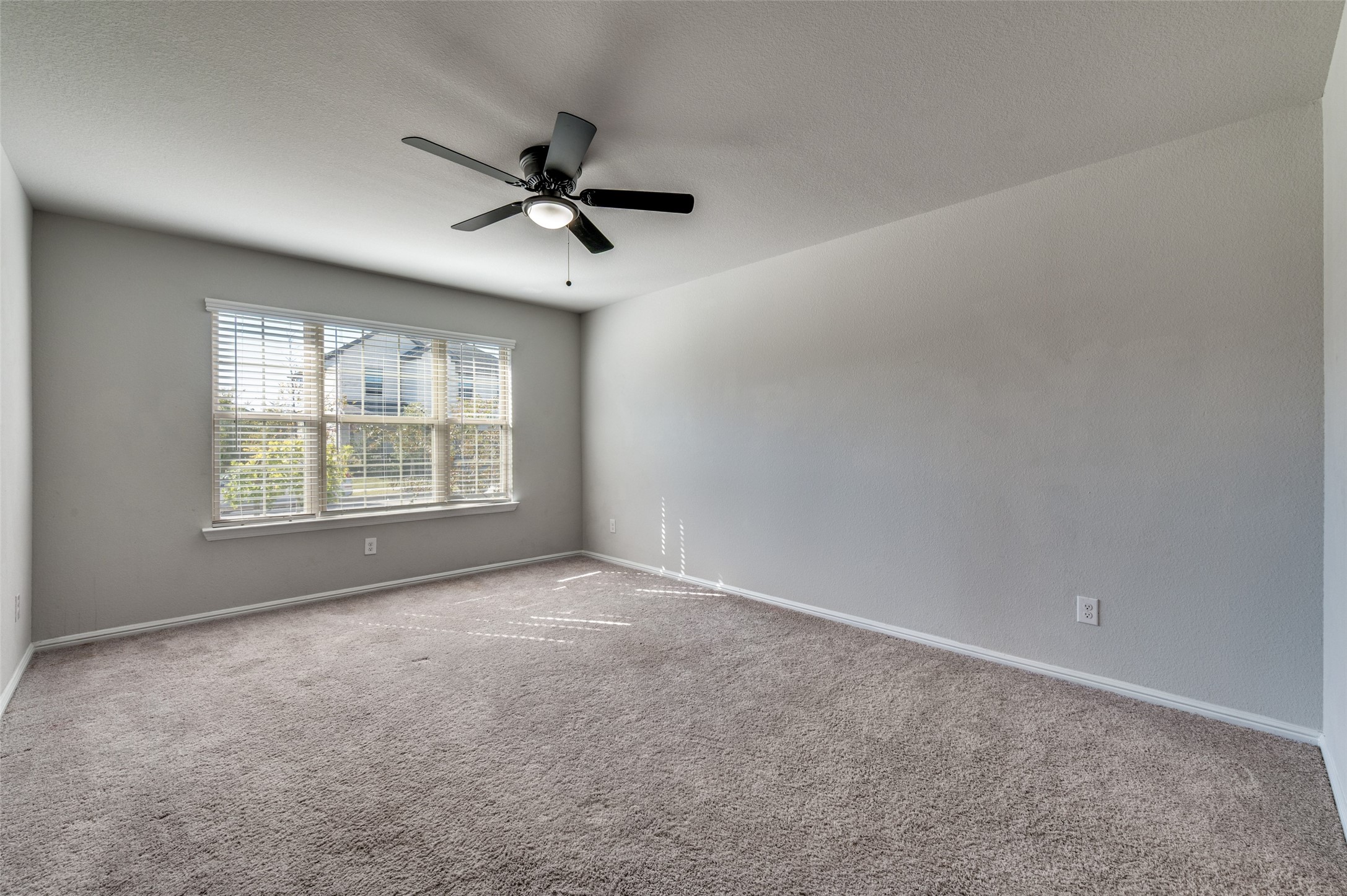 1419 Vinewood Street