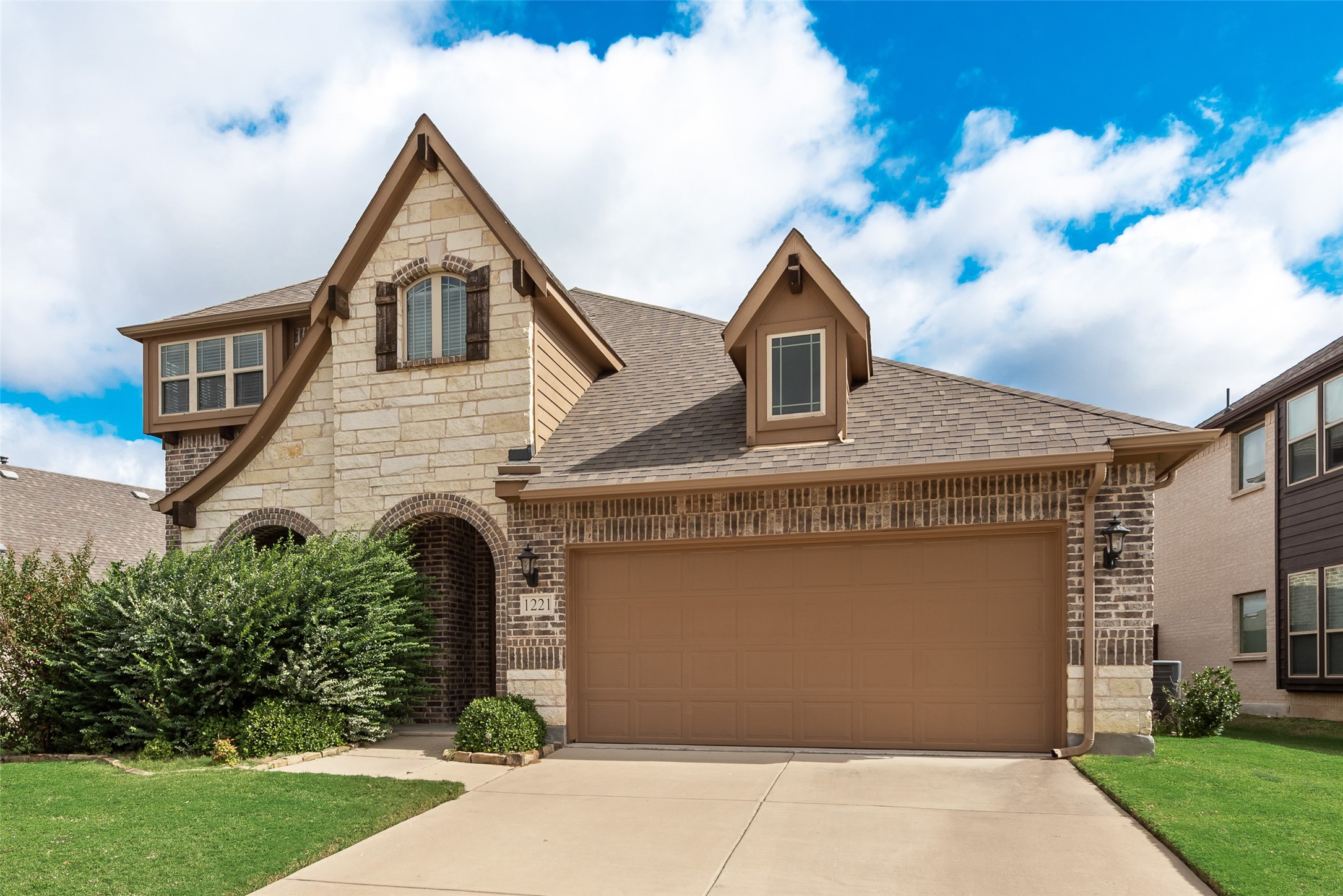 1221 Snowbird Drive