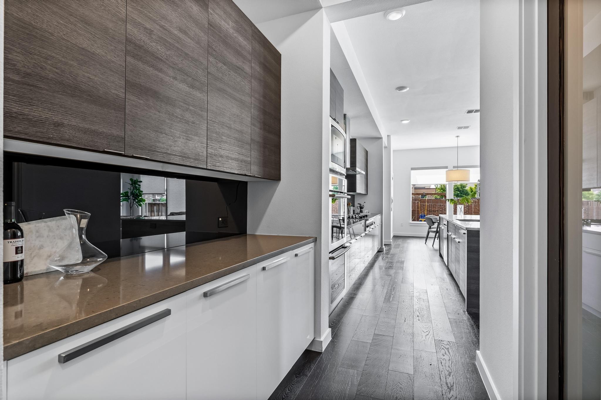 5074 Statesman Lane