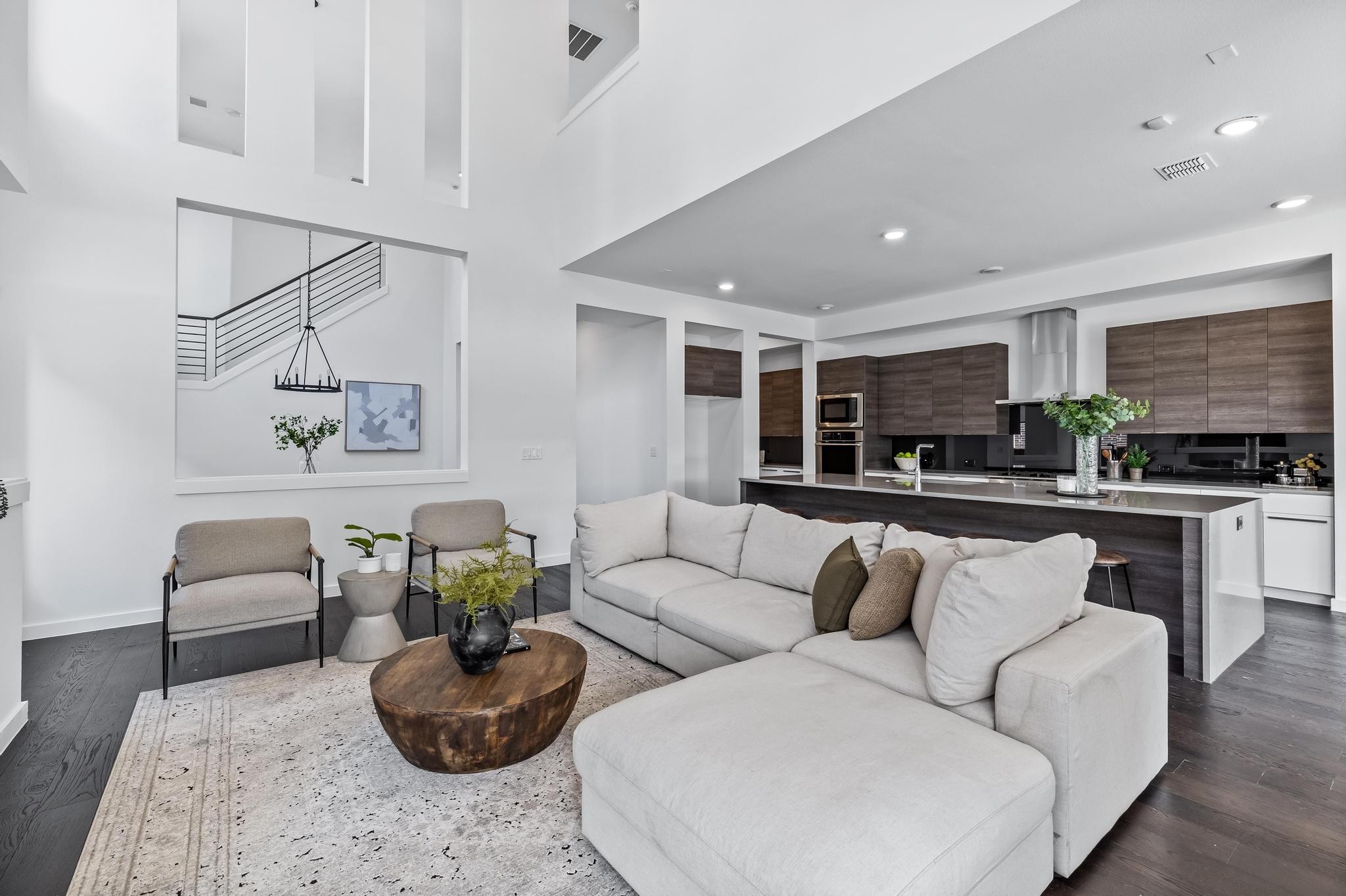 5074 Statesman Lane