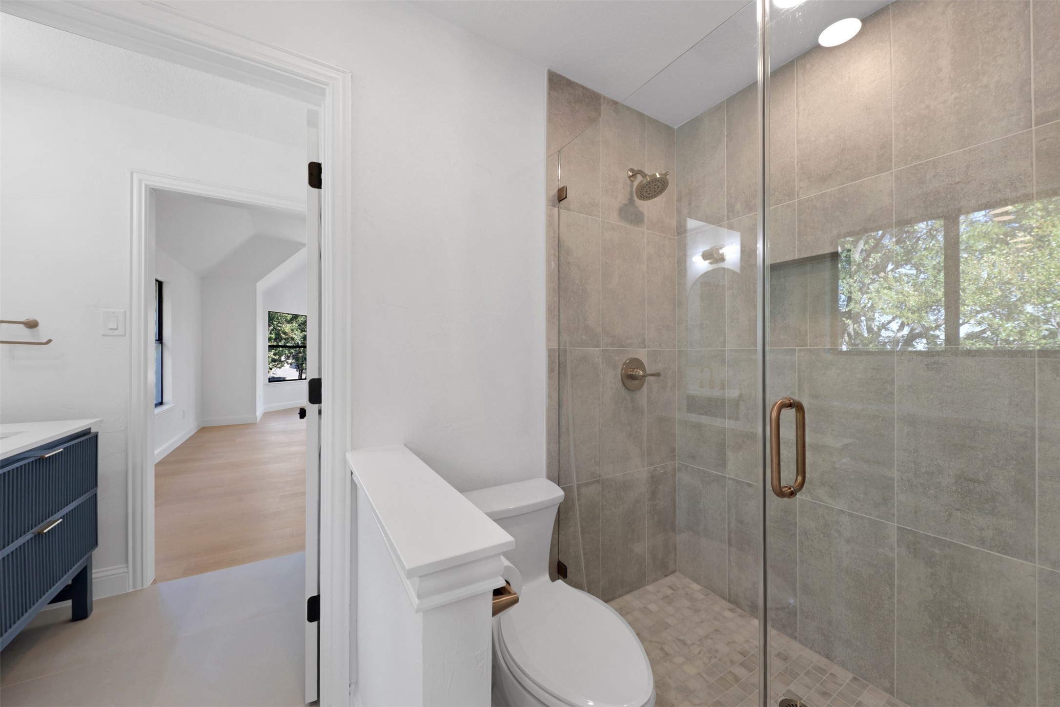 5020 Loma Alta Drive