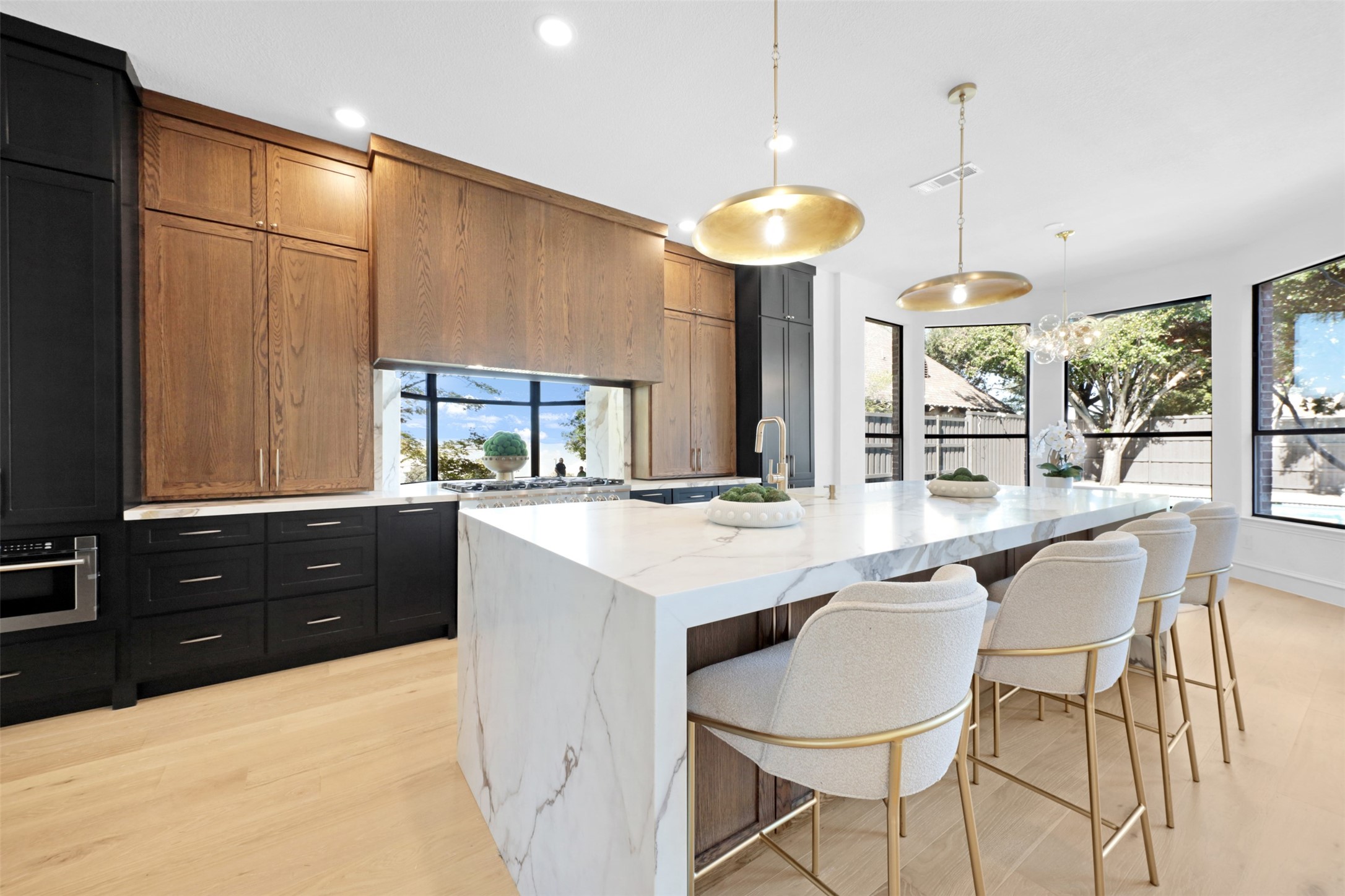 5020 Loma Alta Drive