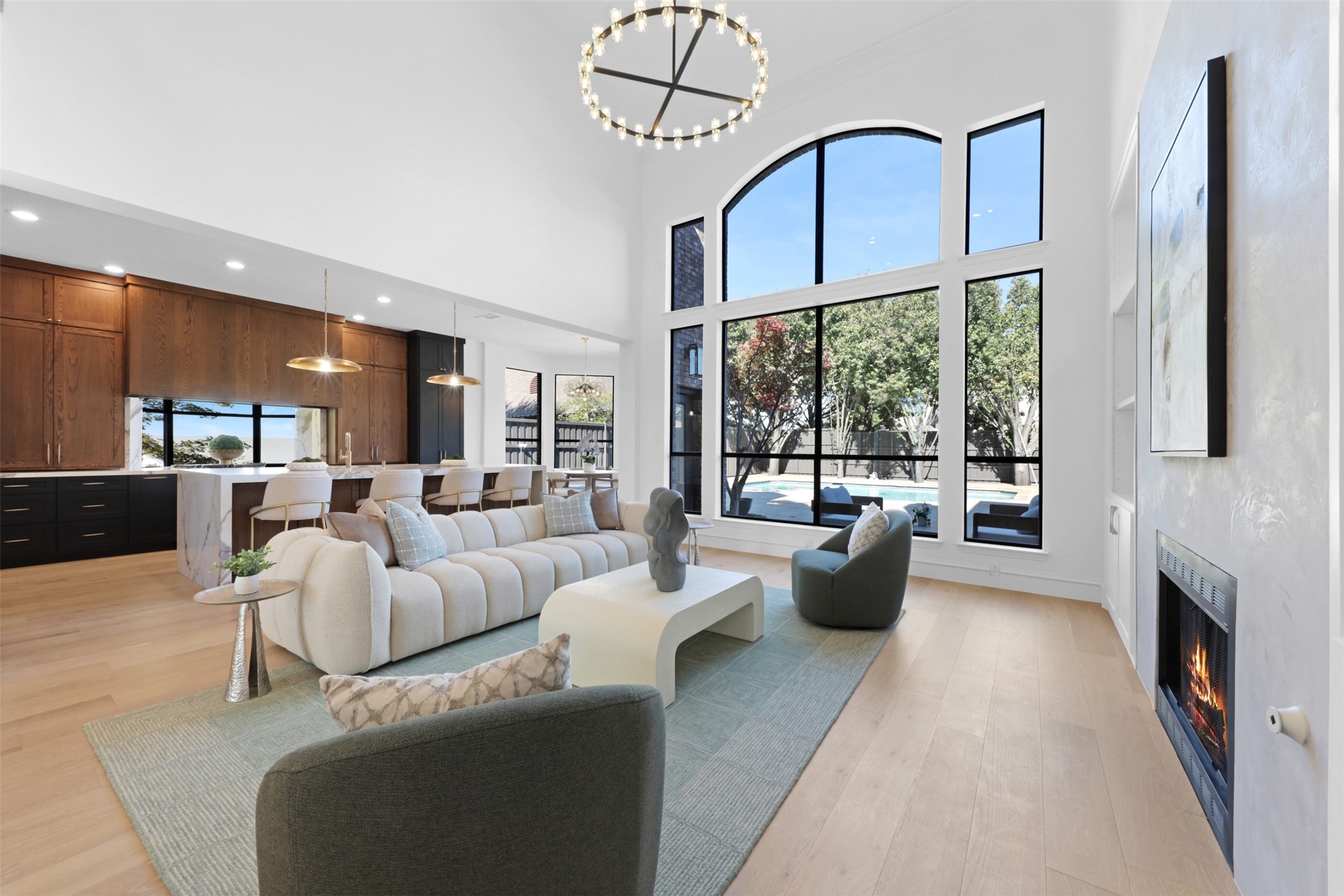 5020 Loma Alta Drive