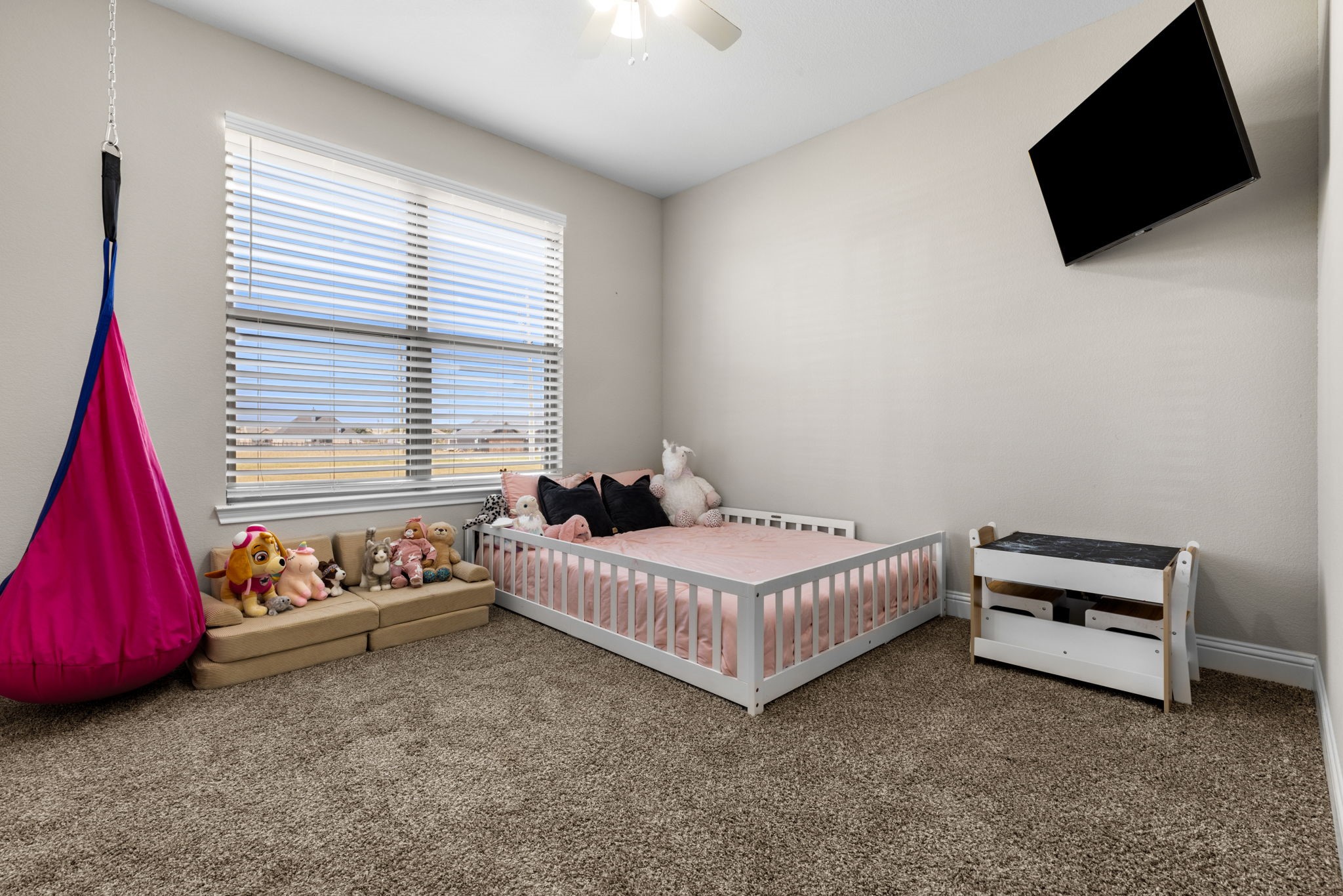 6028 Raspberry Lane