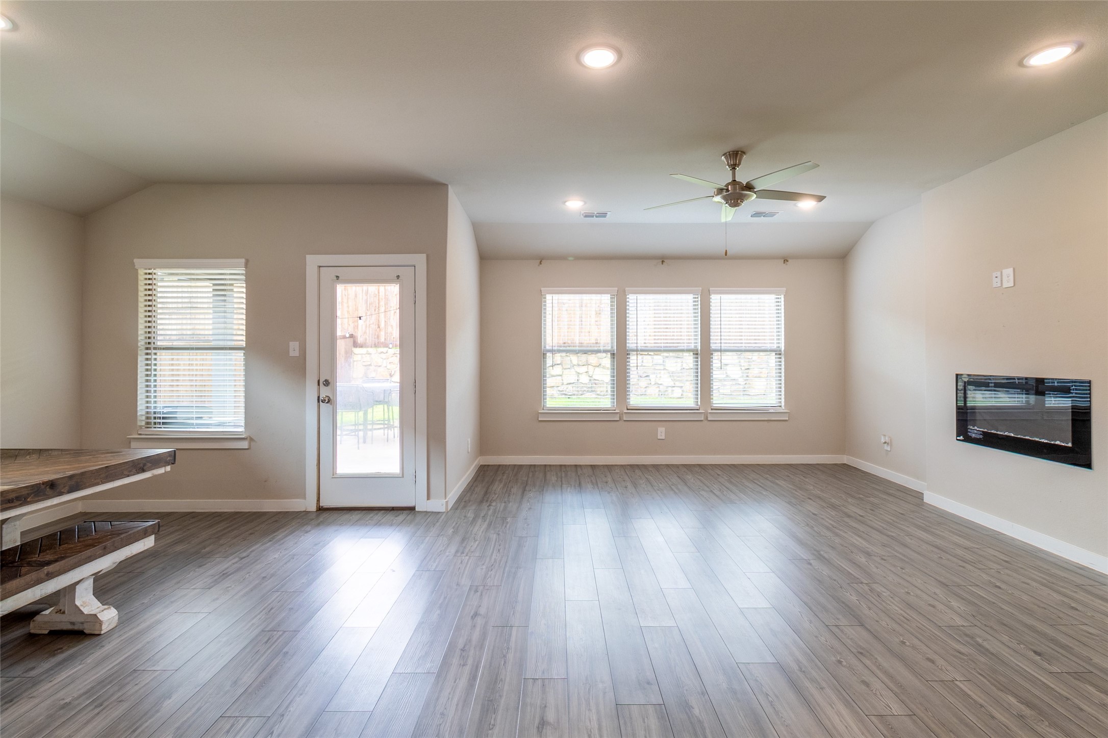 2601 Moser Lane